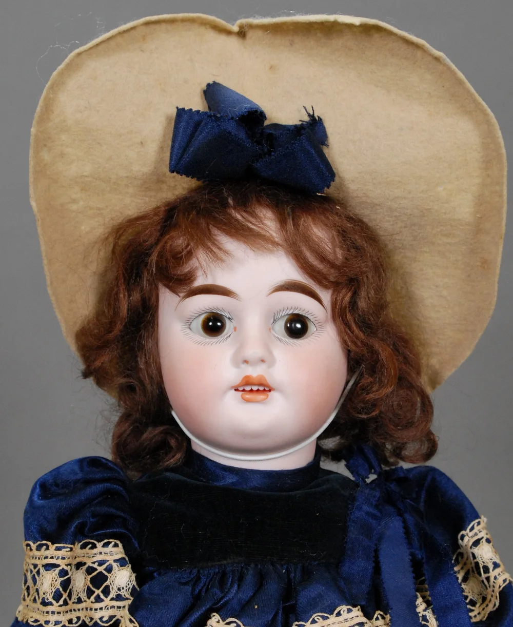 Armand Marseille 1894 Model in All Original Presentation — Carmel