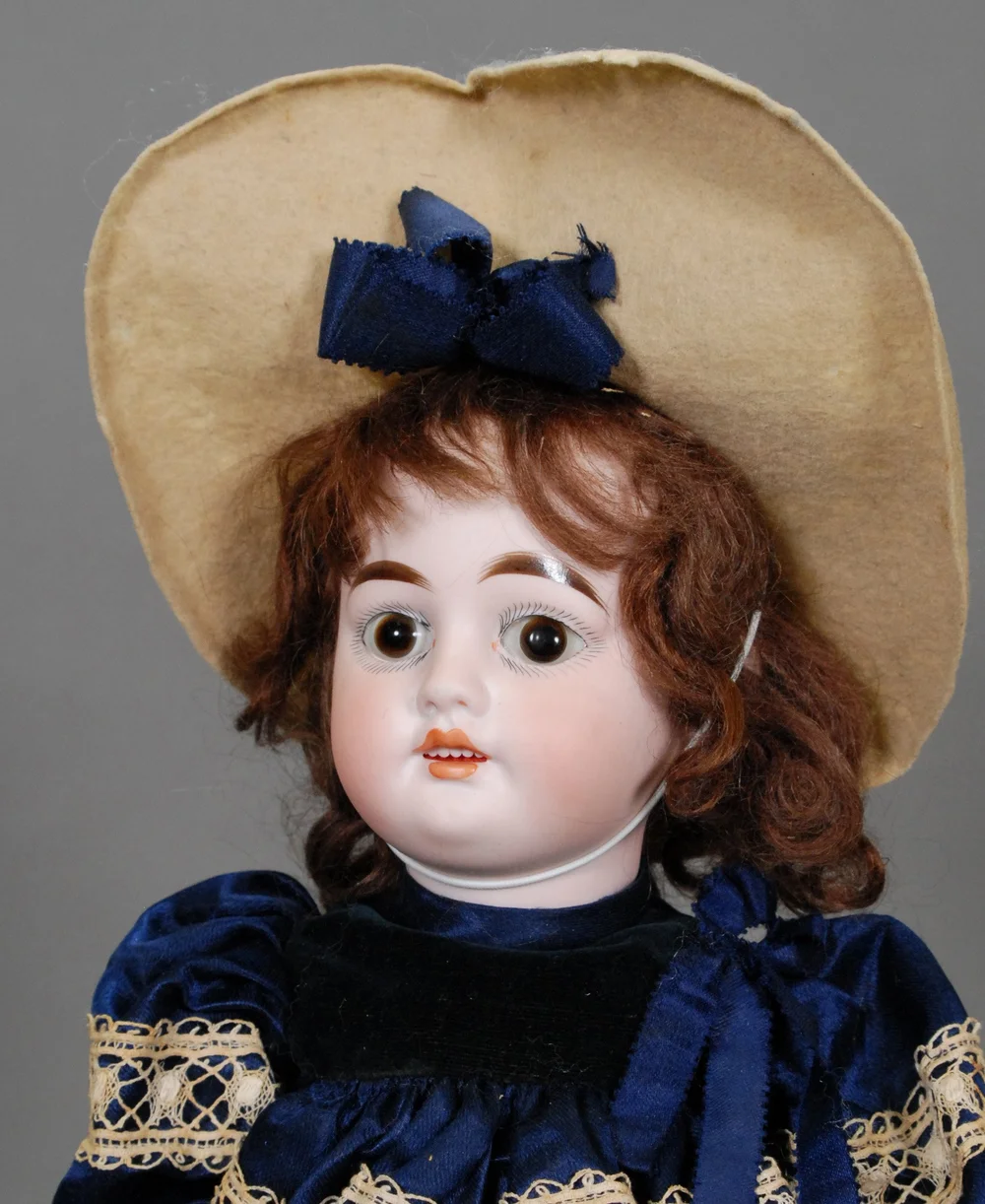 Armand Marseille 1894 Model in All Original Presentation — Carmel
