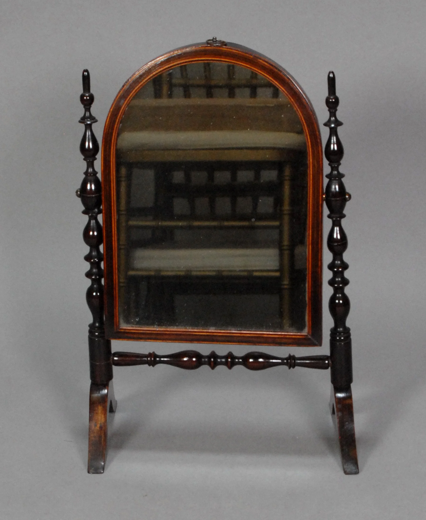 Furn-E-842-a.JPG