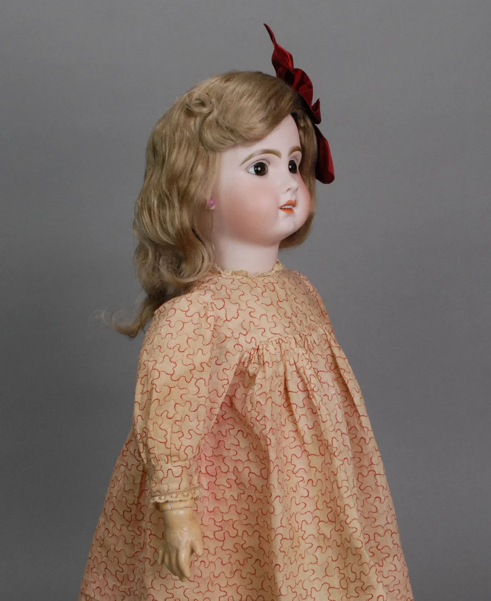 Darling SFBJ-era Bébé Jumeau 11 — Carmel Doll Shop