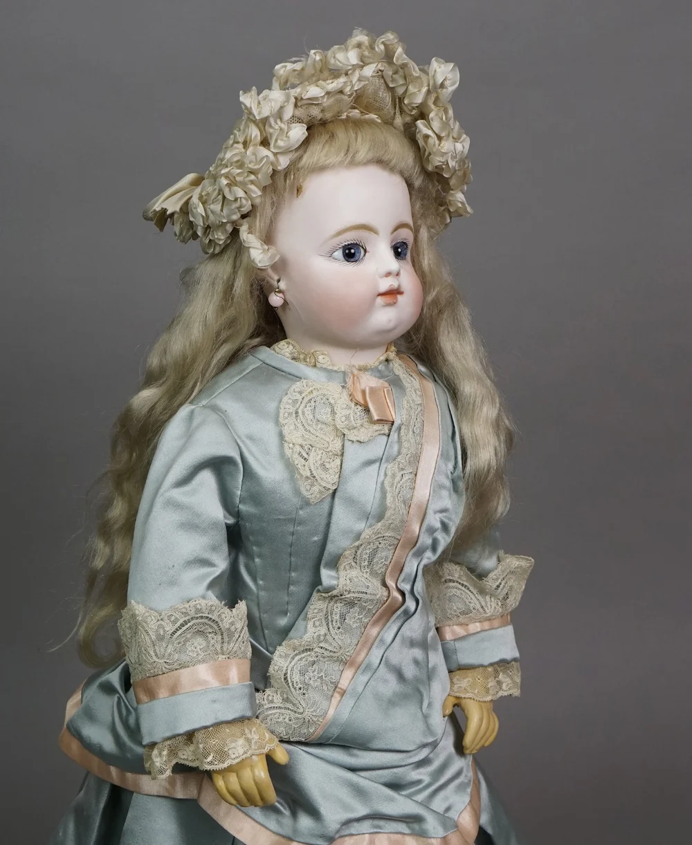 François Gaultier Bébé 9 — Carmel Doll Shop