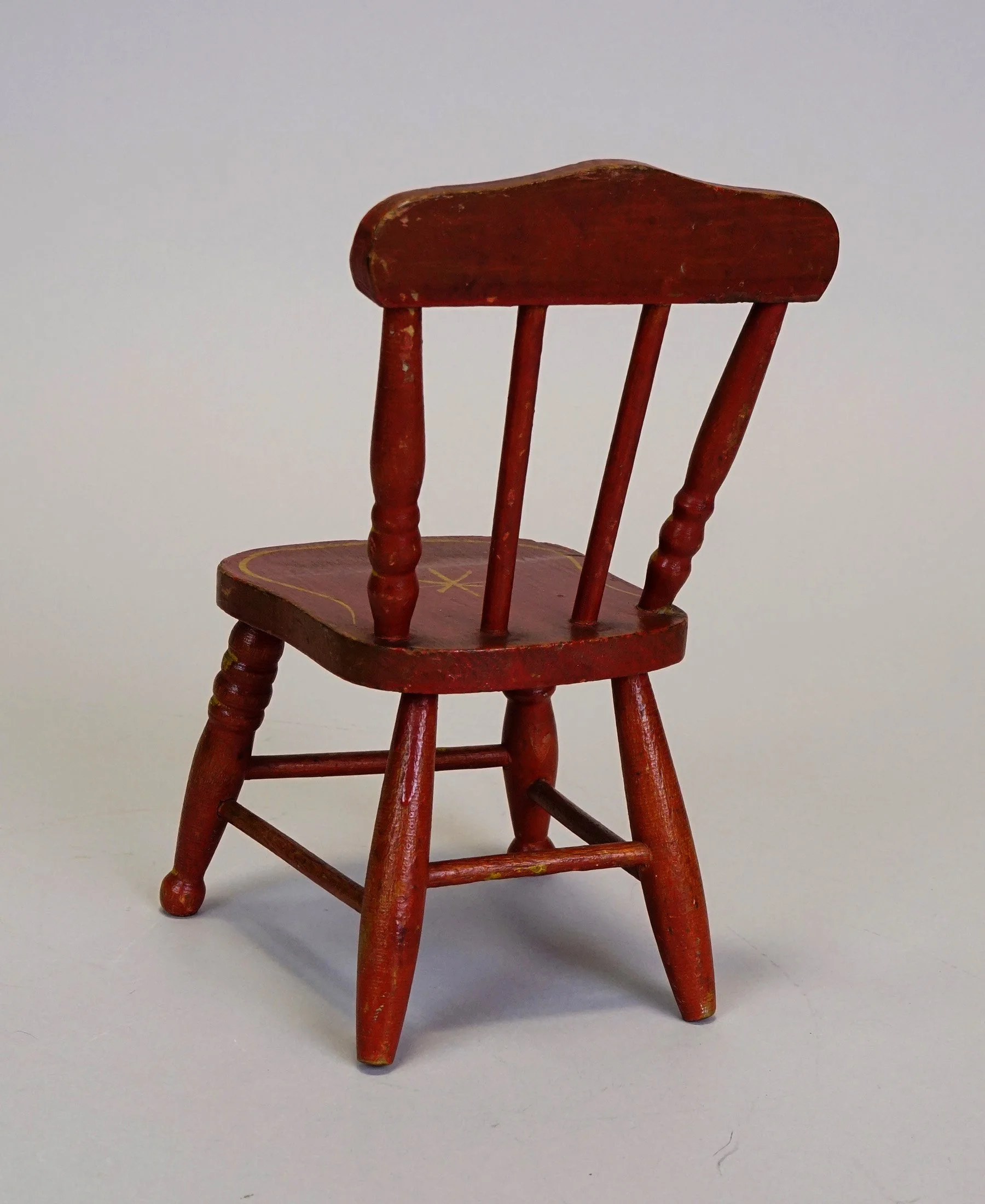Furn-E-895-c.JPG