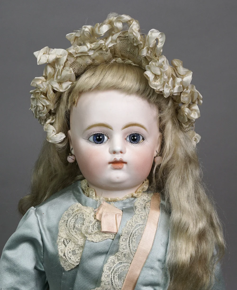 François Gaultier Bébé 9 — Carmel Doll Shop
