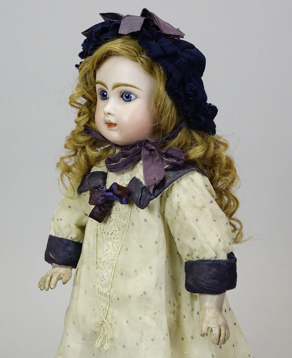 洋書 The Little Ones: French And German Dolls Bébé Steiner - Le Parisien — Carmel Doll Shop