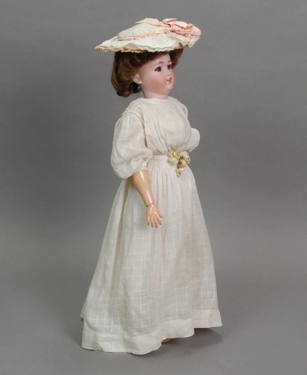 Extraordinary Simon & Halbig 1159-7 Gibson Girl With Wardrobe and