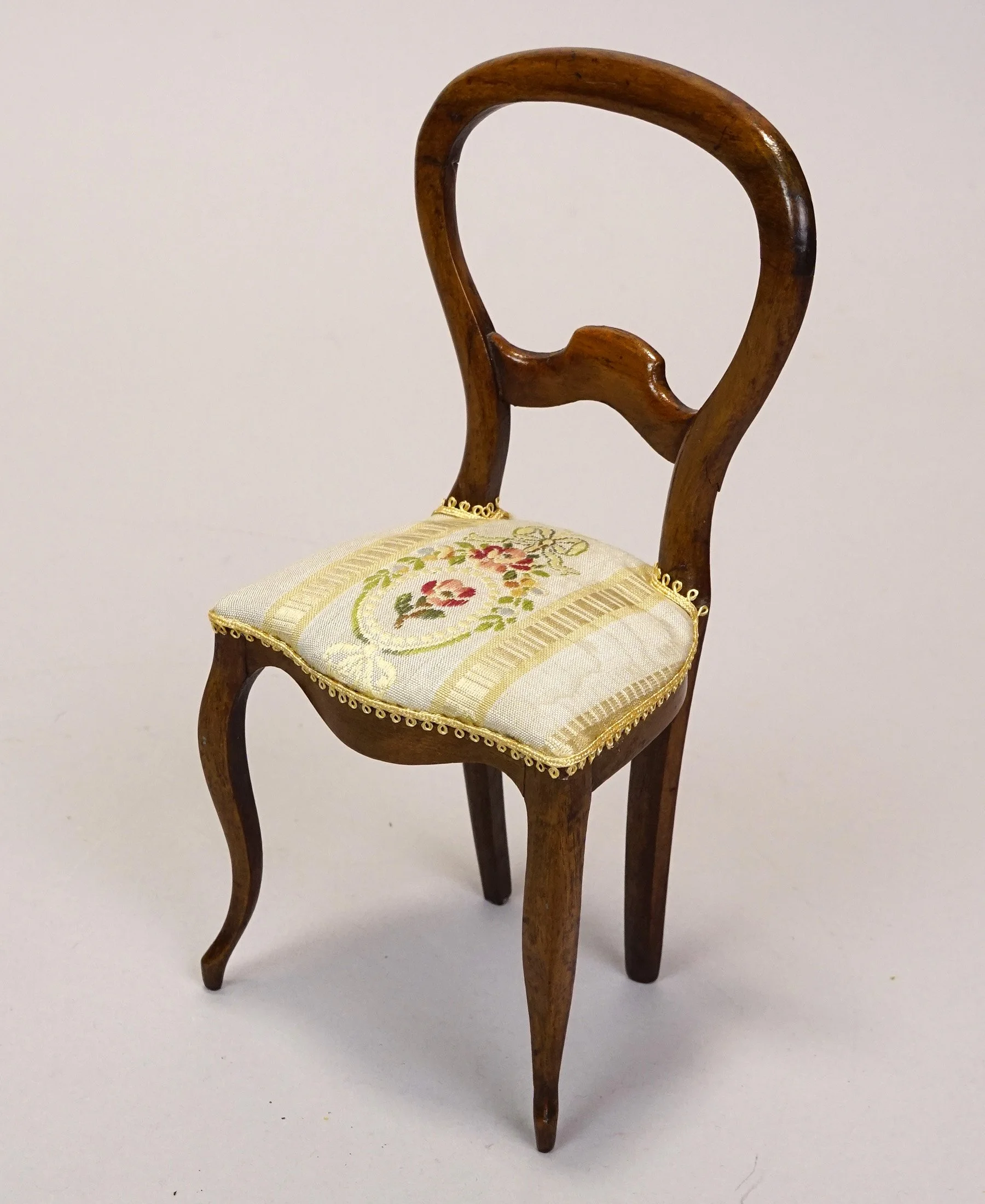 Furn-E-908-d.JPG