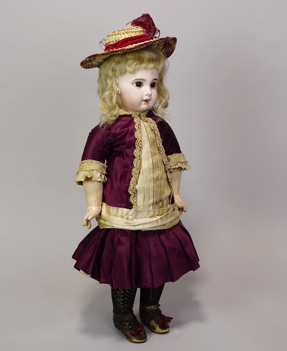 Emile Jumeau Bébé - E10J — Carmel Doll Shop