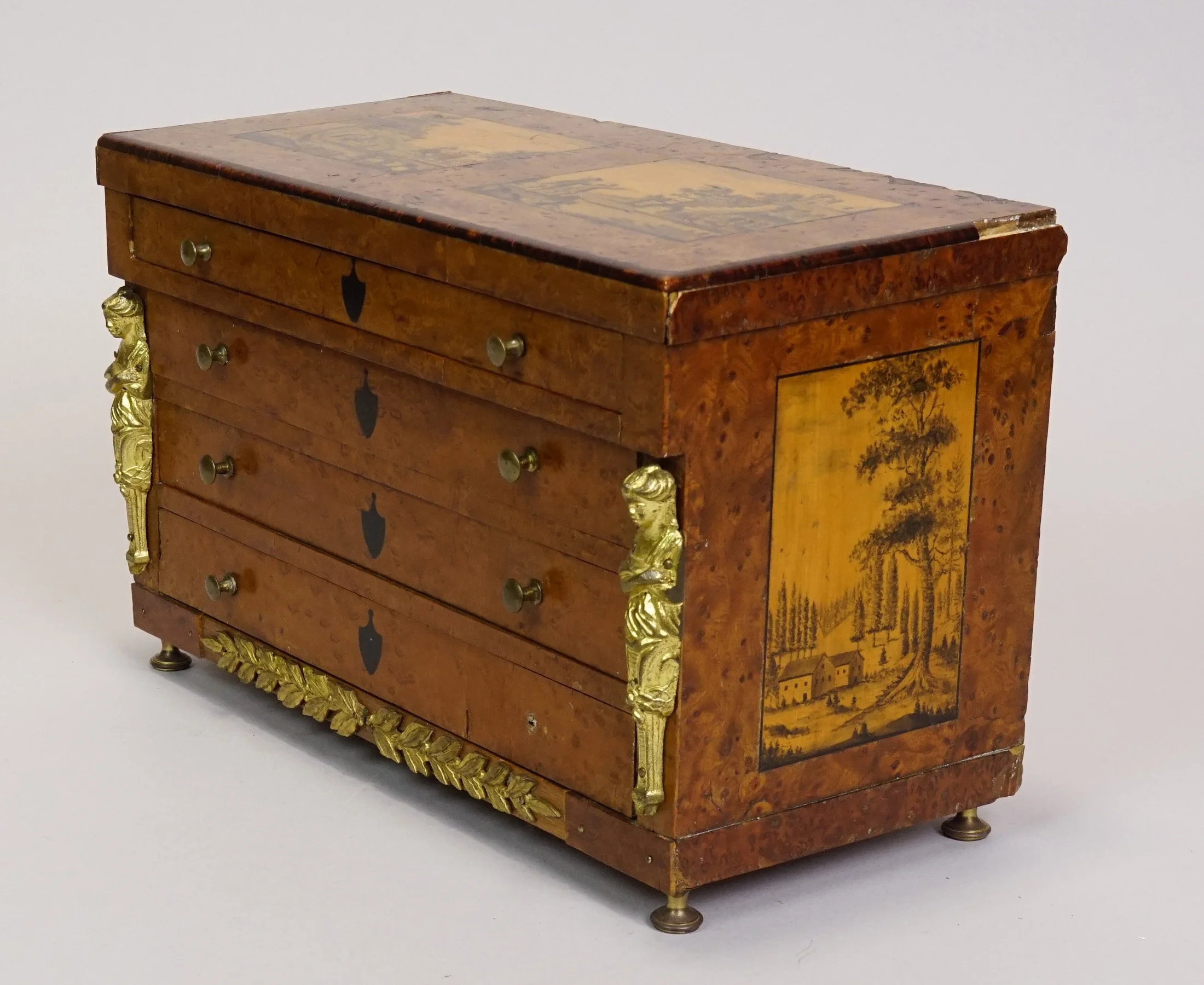 Furn-E-920-d.JPG