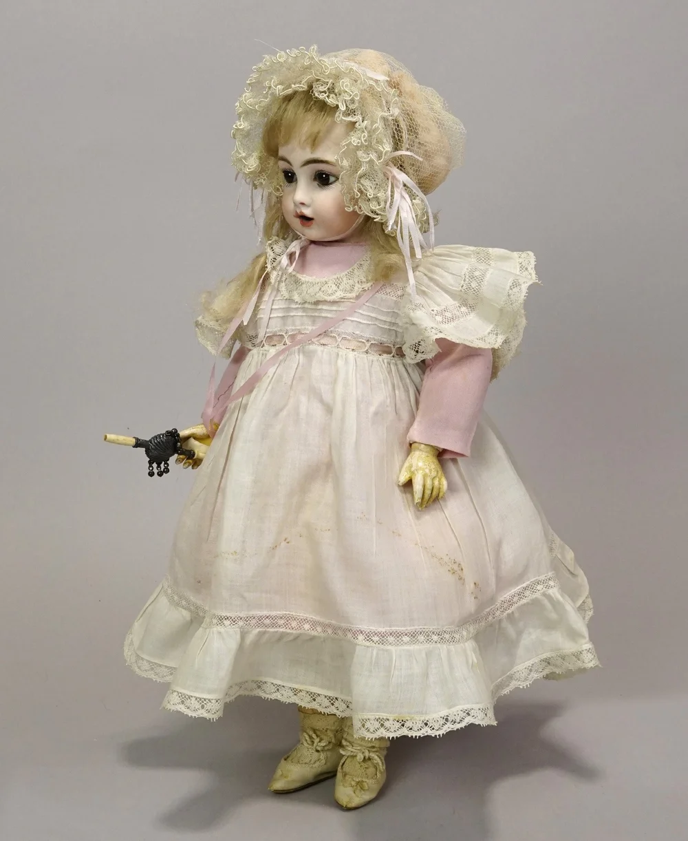 Bru Bébé Teteur 6 — Carmel Doll Shop