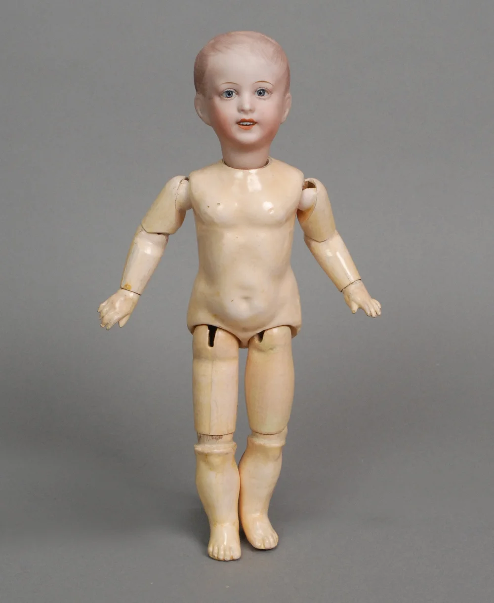 Poupée En Porcelaine SFBJ – Bébé De Caractère 49 Cm – À Restaurer