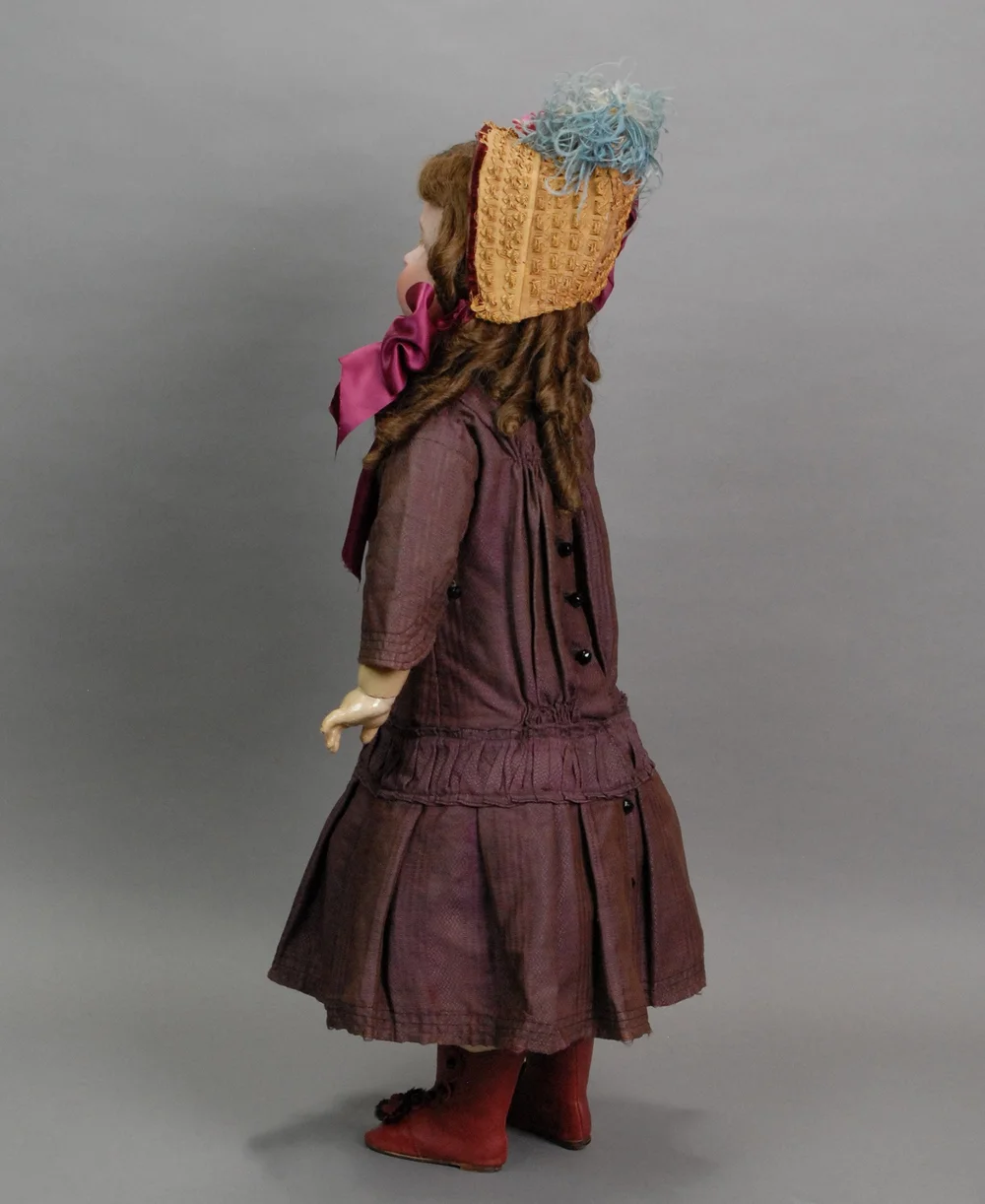 Grand Sized Kämmer & Reinhardt Child — Carmel Doll Shop