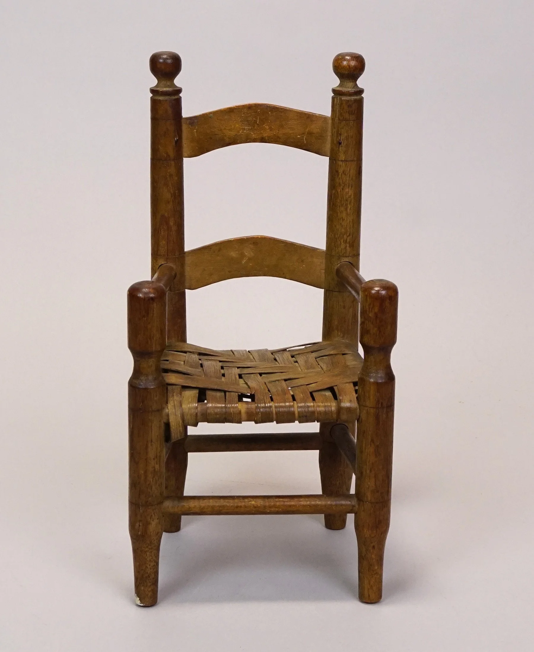 Furn-E-900-a.JPG