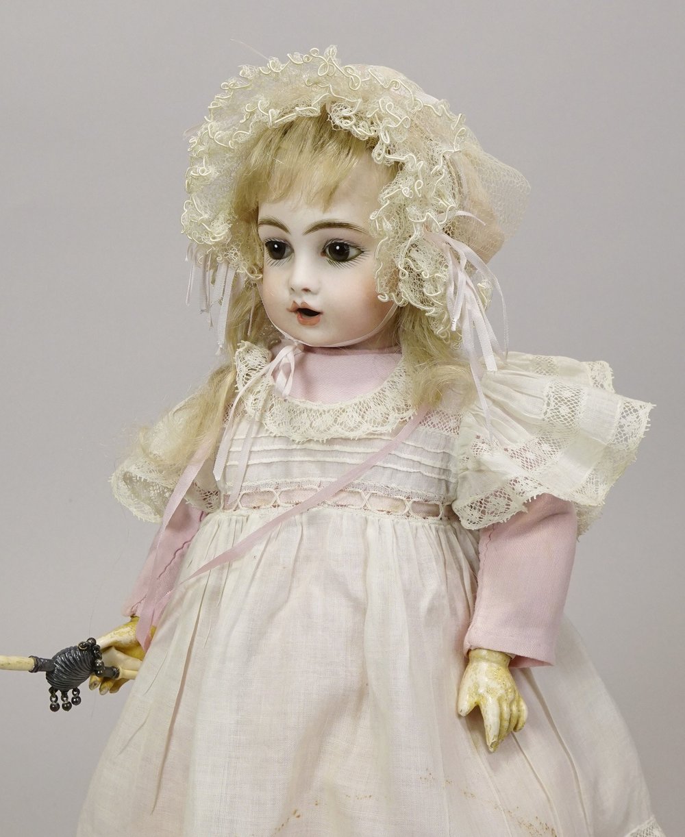 Bru Bébé Teteur 6 — Carmel Doll Shop