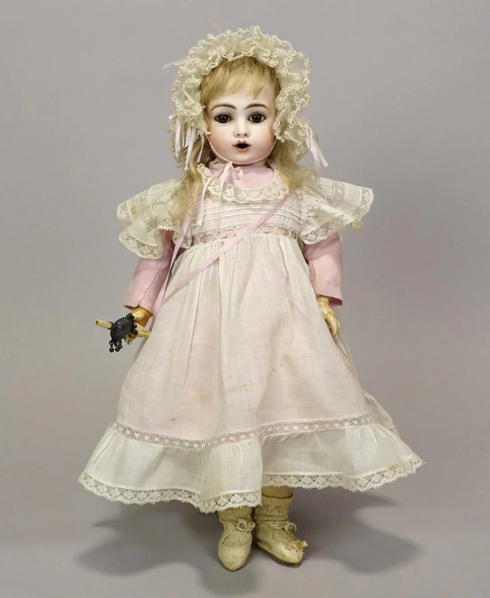 Bru Bébé Teteur 6 — Carmel Doll Shop