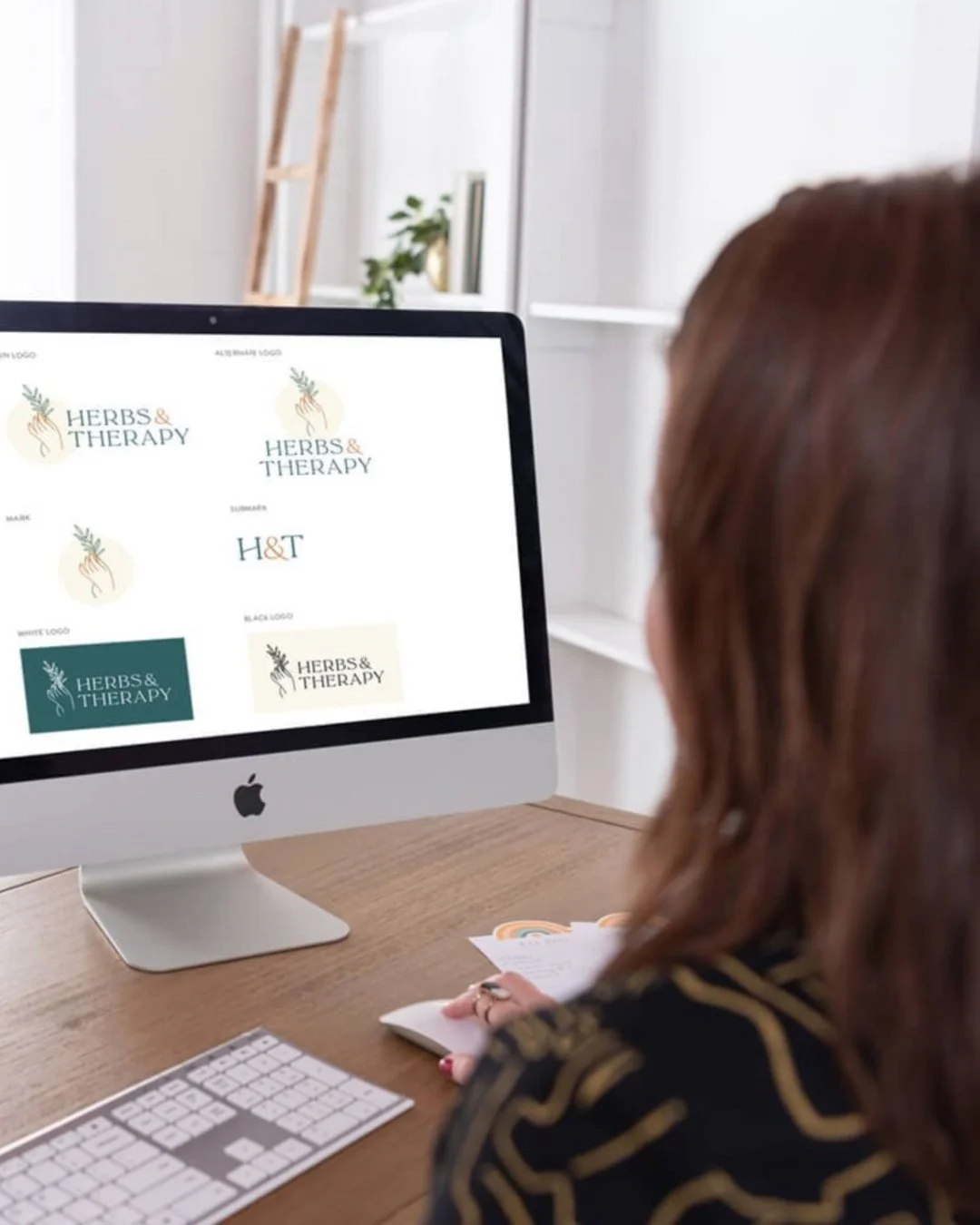 Behind the scenes working on a brand that&rsquo;s about to feel so aligned ✨

A branding guide is where everything comes together&mdash;logos, colors, fonts, and the strategy behind it all. It&rsquo;s not just about making things look cohesive&hellip