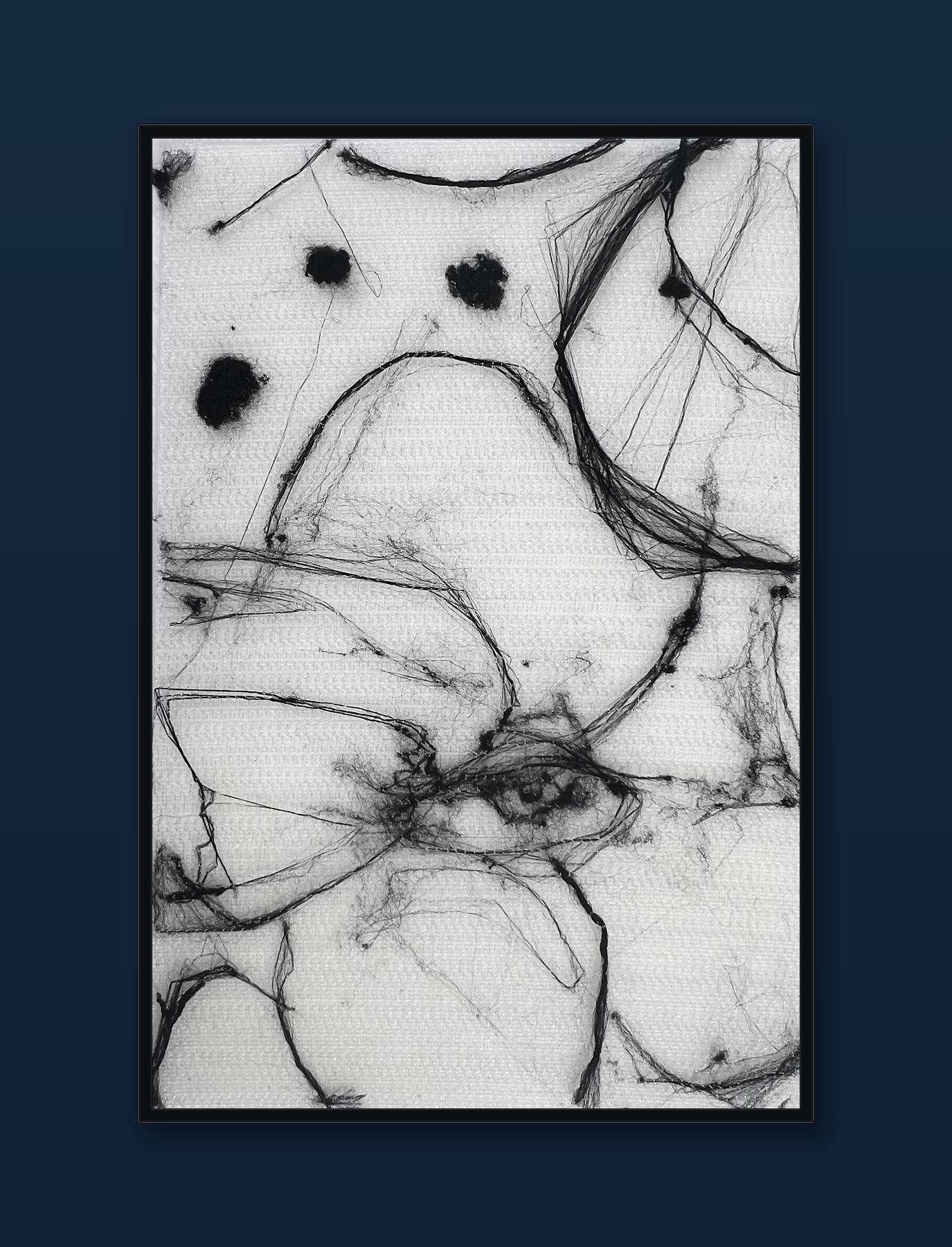 unity-puzzle-21-black-frame-navy-wall.png