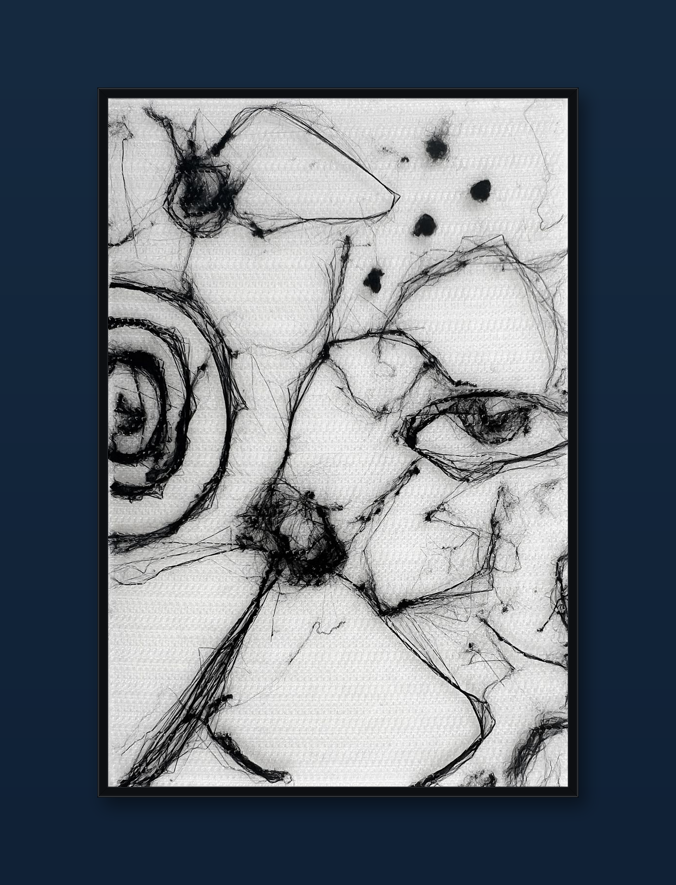 unity-puzzle-07-black-frame-navy-wall.png