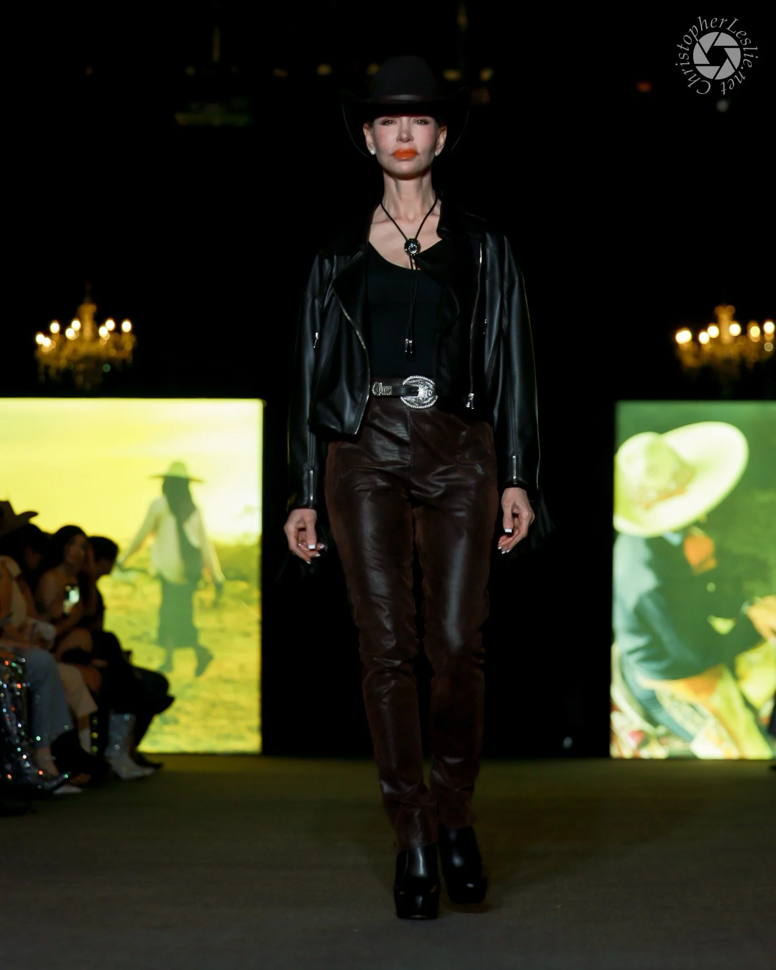 26C_0443.jpg