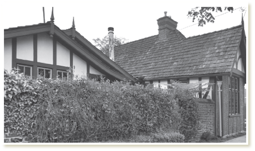 Elizabethan Studio at 501 Termino