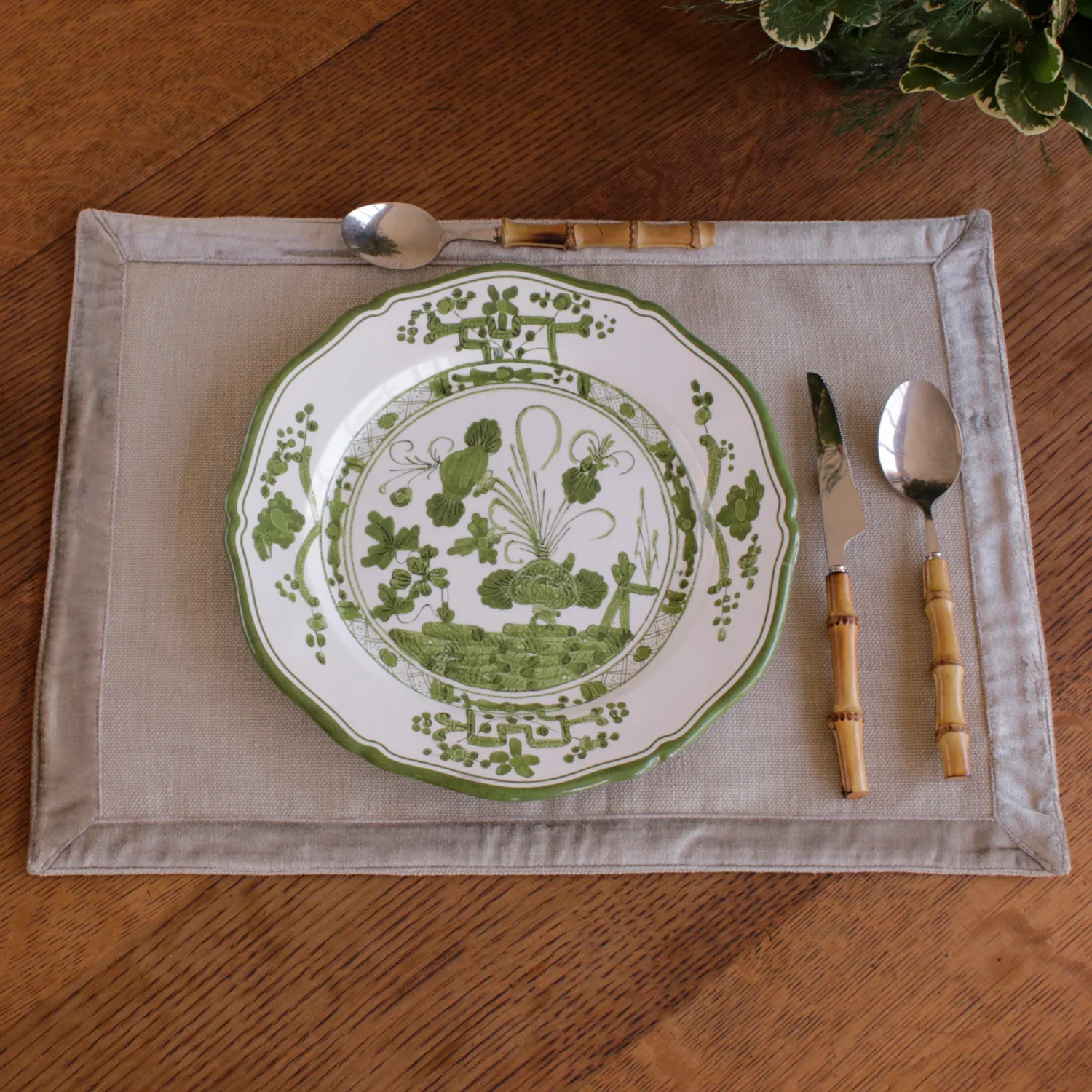 BB Salad green plate 1.webp