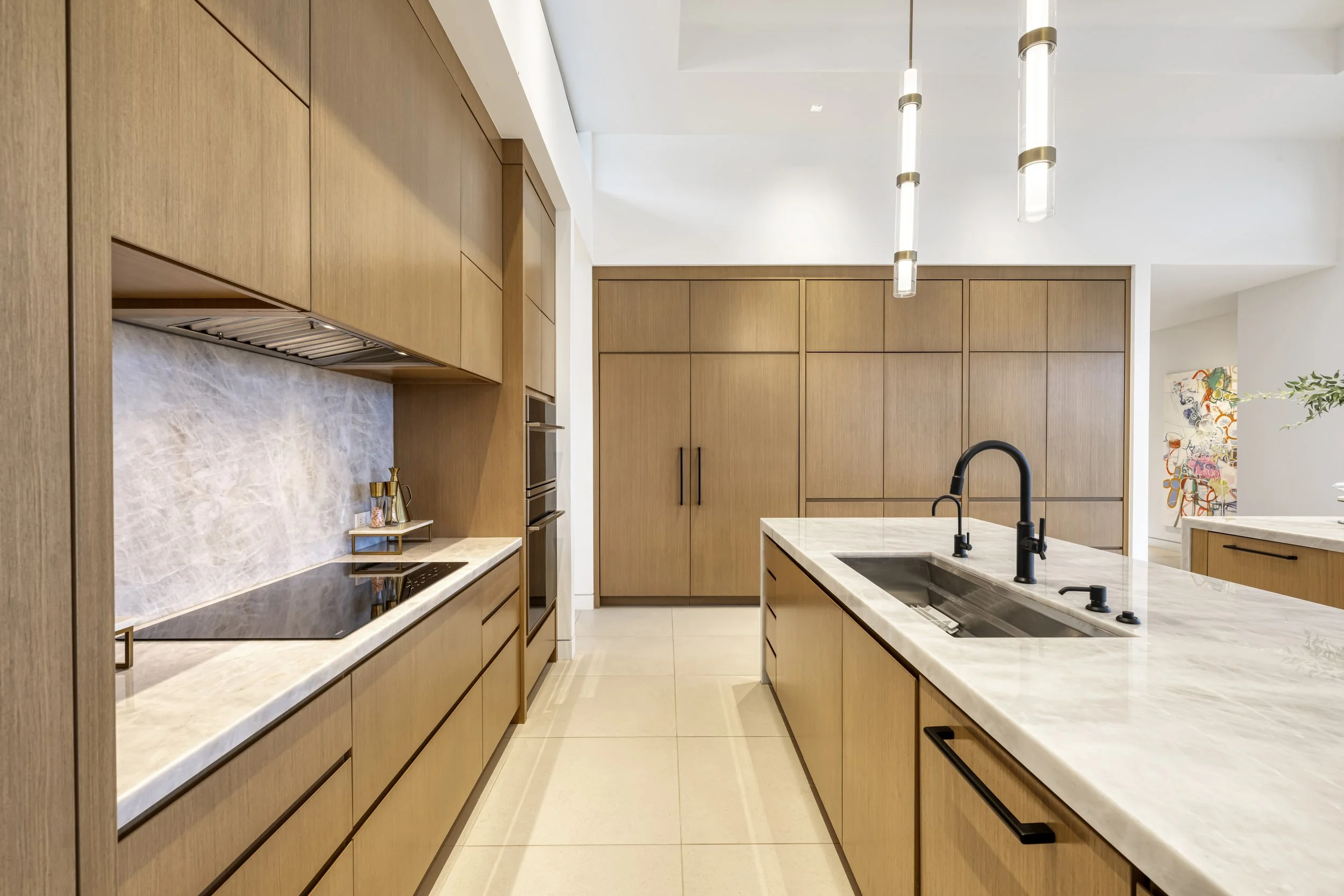 Wichterman Residence INT 0400 F 2024_0323 Medium Res.jpg