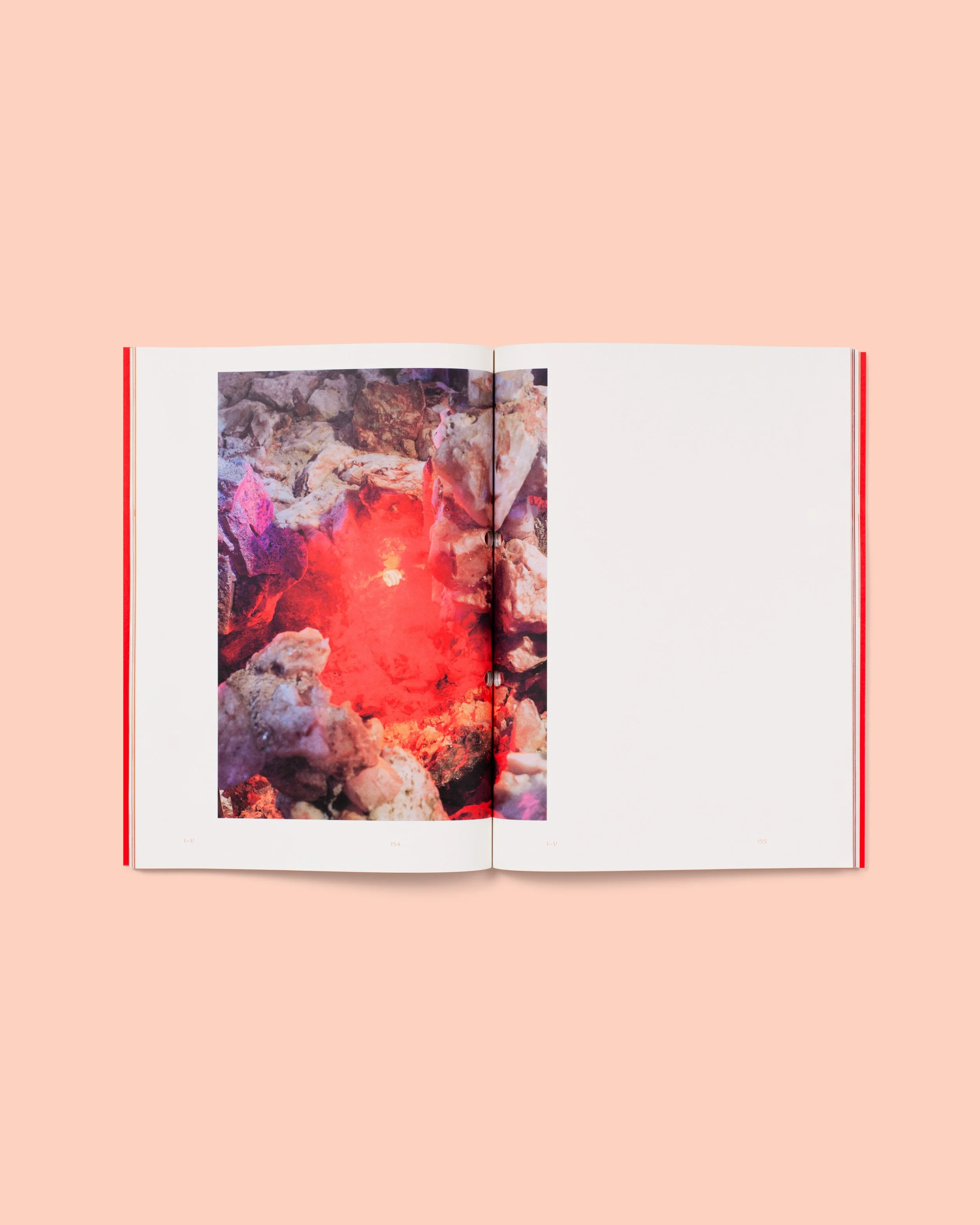 MM.05_Spreads_4x5_18.jpg