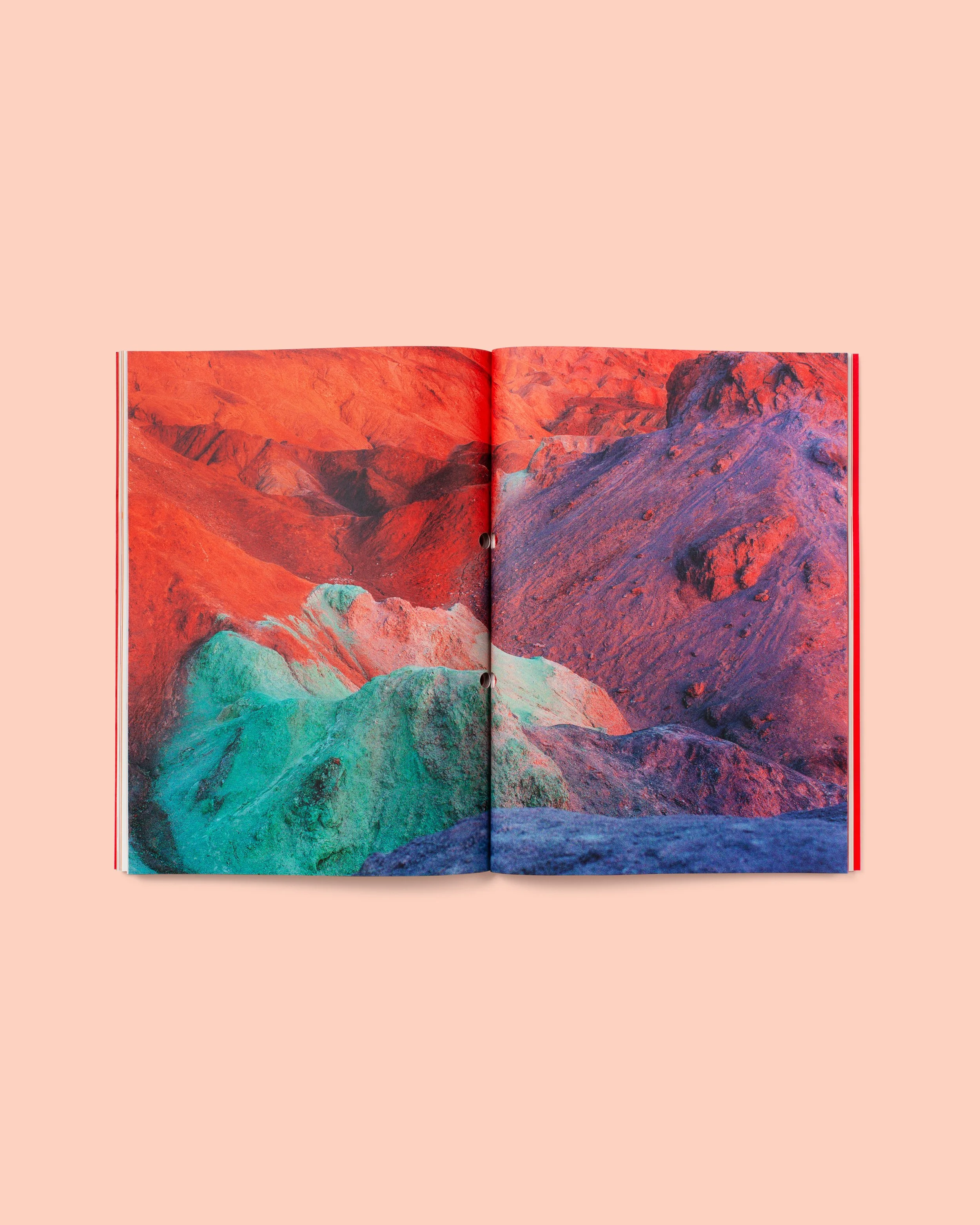 MM.05_Spreads_4x5_25.jpg