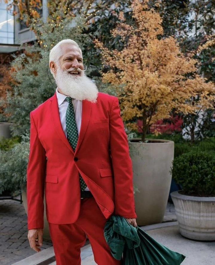 Santa Claus returns to The Village, and for the first time ever, guests are invited to experience an exclusive photo session with @stylishsanta. ⁠
⁠
Appointments run from November 22 to December 1, and reservations are now open. Click the link in our
