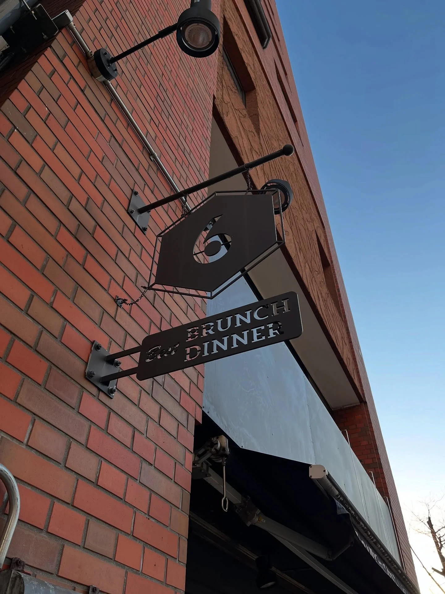 ◎7/26(土)の営業について◎
当日は隅田川花火大会が開催される影響で、suke6diner周辺は16:30頃から立ち入り禁止区域となります。
通常営業は15:30closeとなりますのでご注意下さい。
尚、当日は周辺も大変混み合いますのでお気をつけ下さい。
お早めのご来店お待ちしております!
◎About Our Hours on Saturday, July 26◎
Due to the Sumida River Fireworks Festival, the area aro