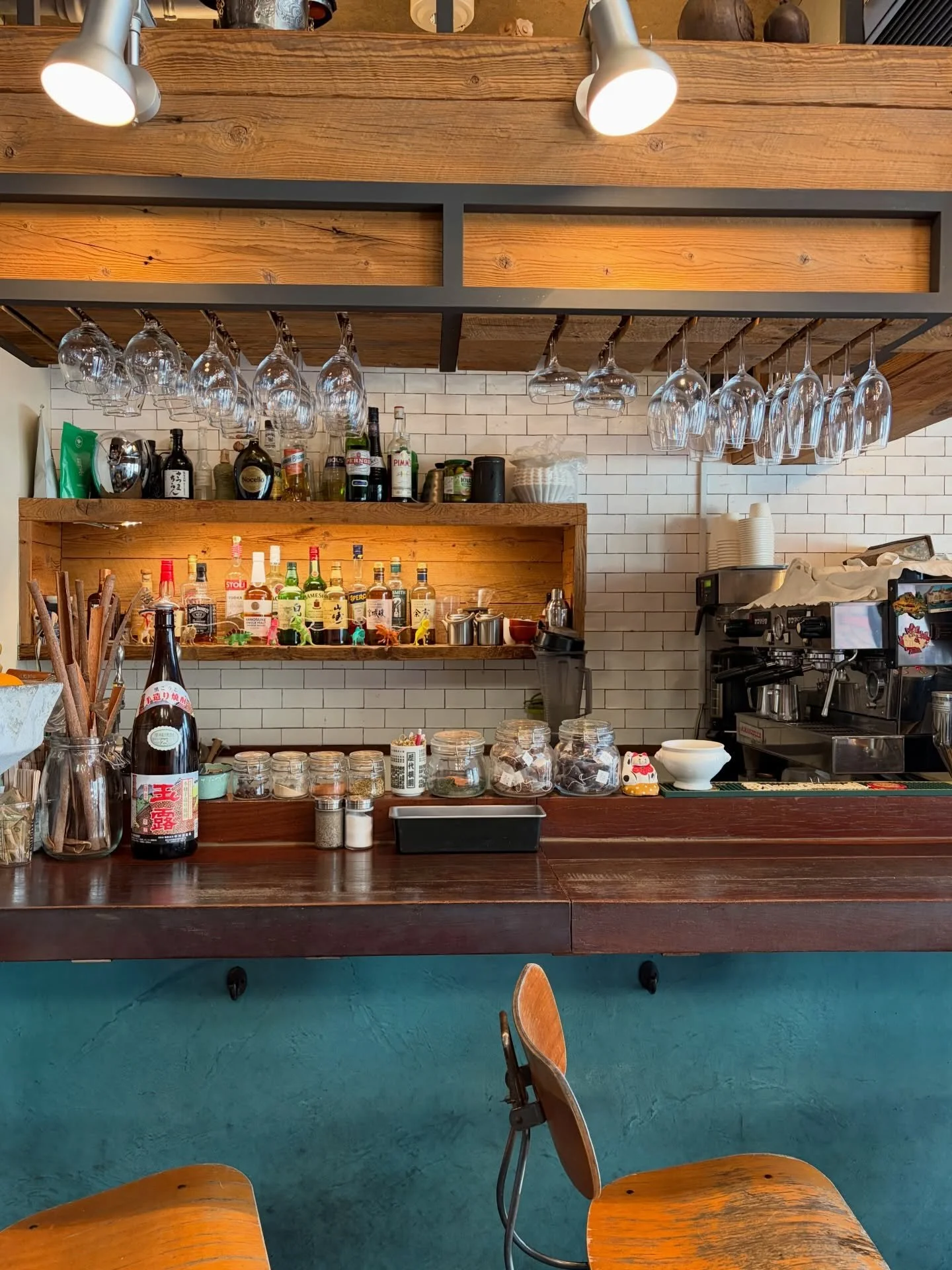 Feel free to stop by if you&rsquo;re in the mood for coffee or a drink.

☕️🍸🍺🥂🍹💙
Drinks anytime!

open8-6(L.O5:30)

#tokyo #breakfast #brunch #cafe #suke6diner