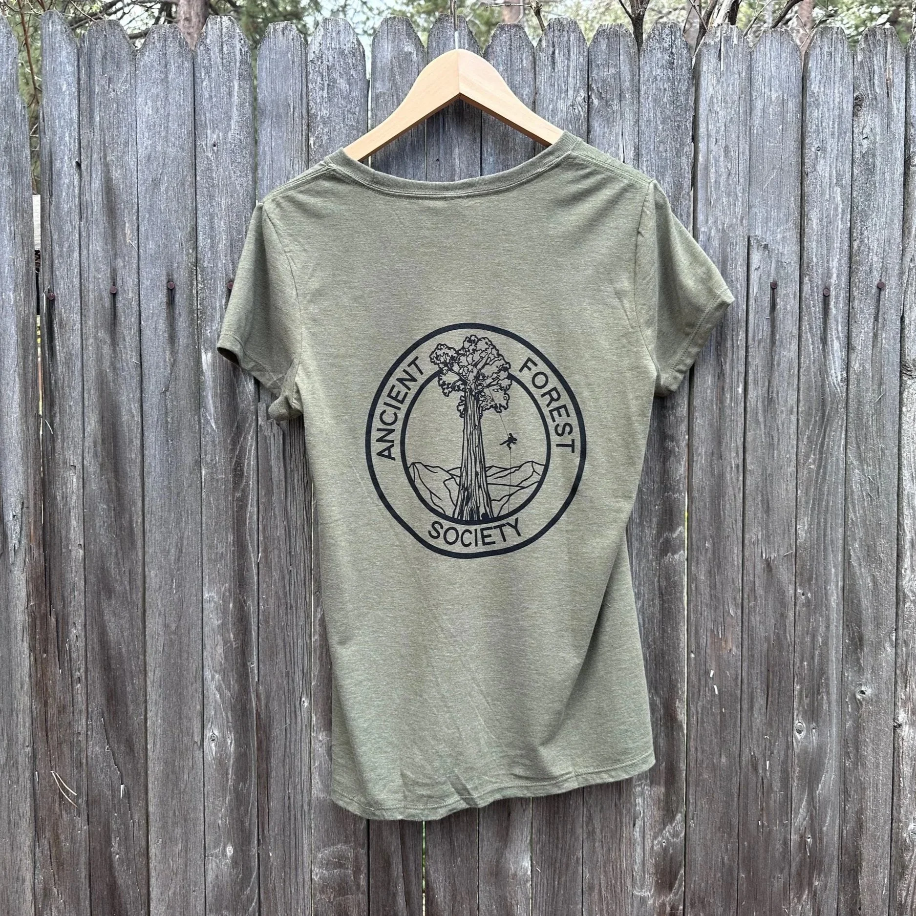 Women%27s+_Tshirt_Green_Black_13.jpg