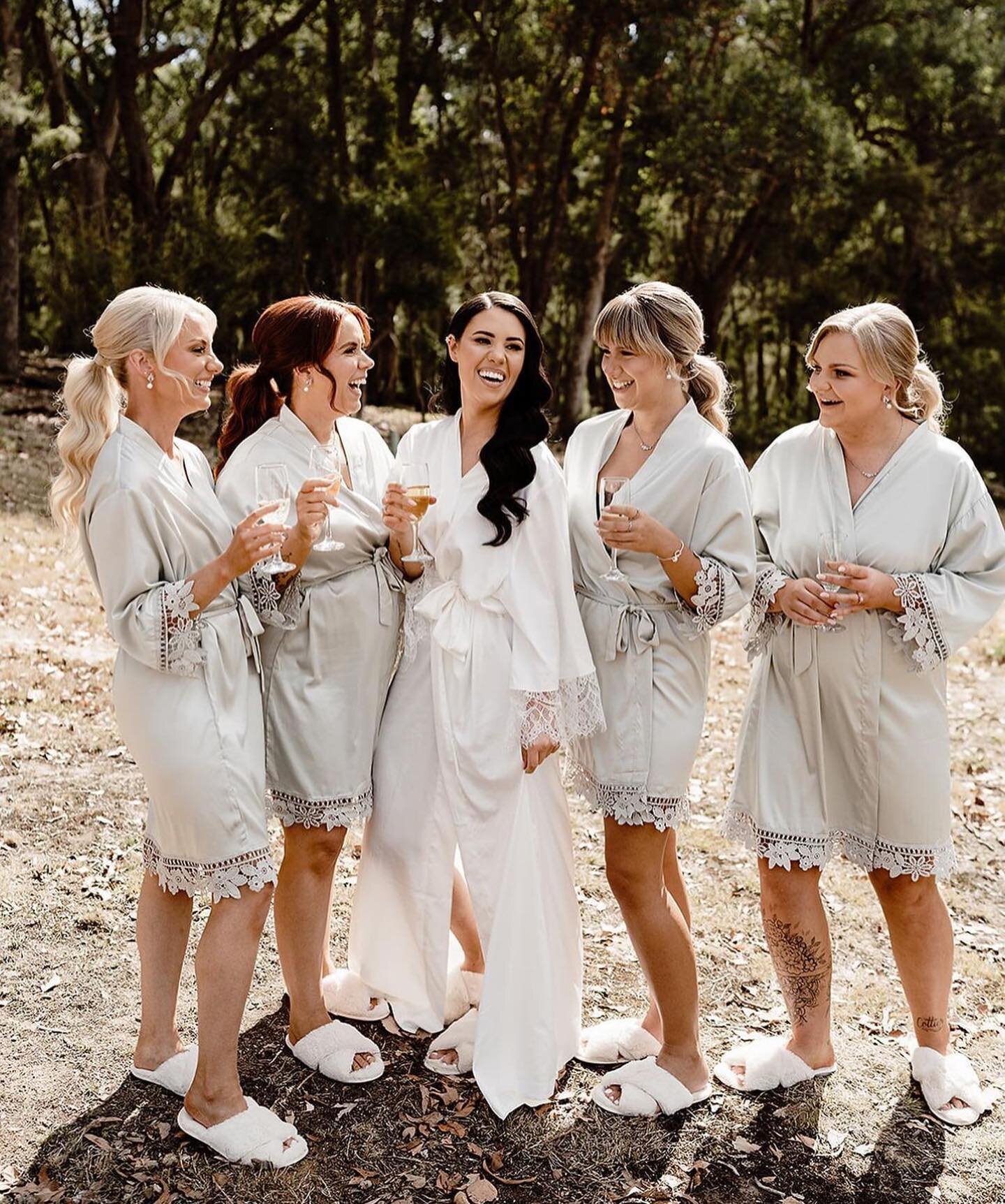 Rebecca &amp; her bridal party for her Wedding day spray tanned by us ✨ What an honour to be apart of the prep for your special day and what a special bond you all share, the smiles on all your faces really does show what an amazing team you all make