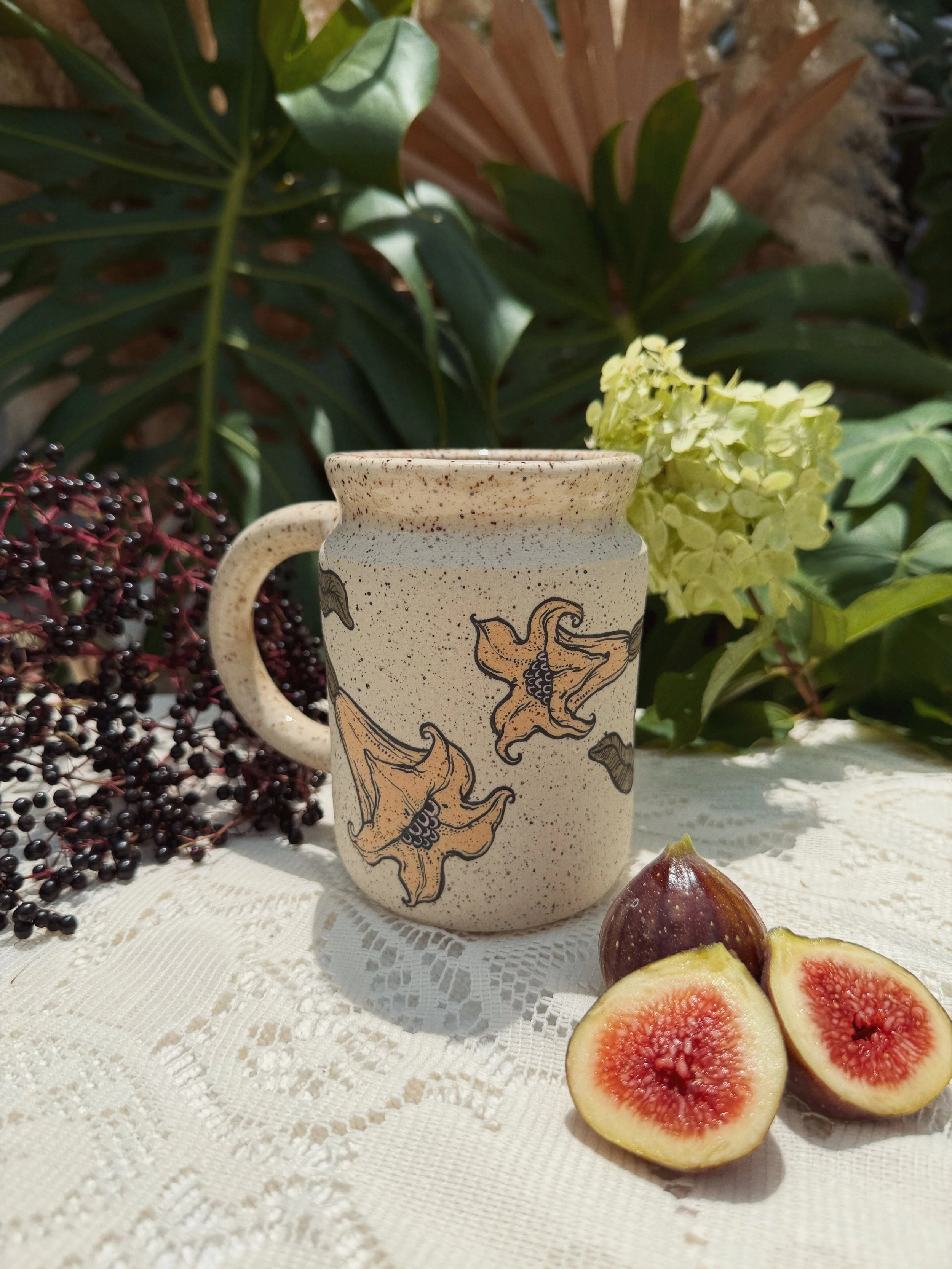 Angel Trumpet - Mug