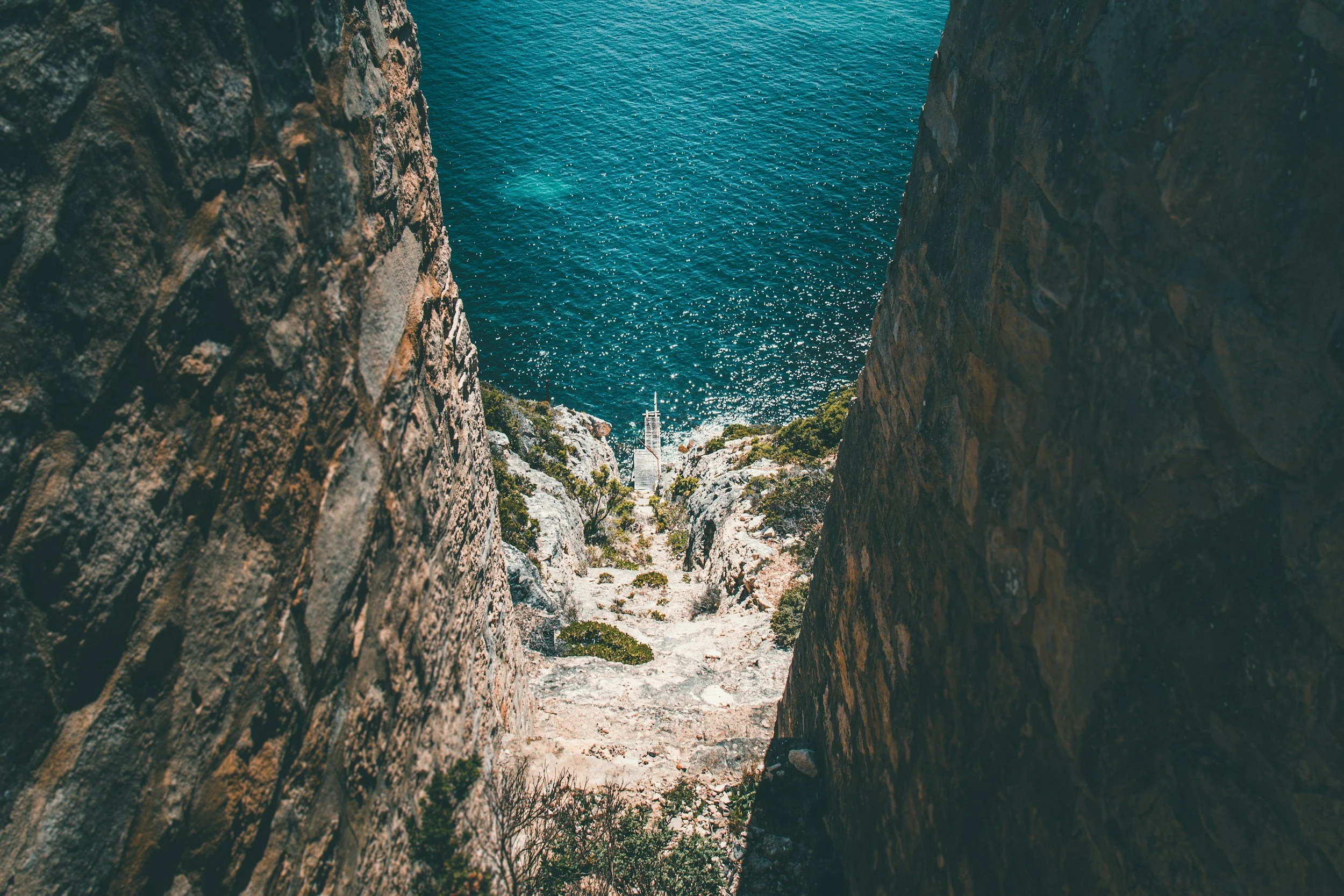 unsplash-image-vojafW3wEAs.jpg