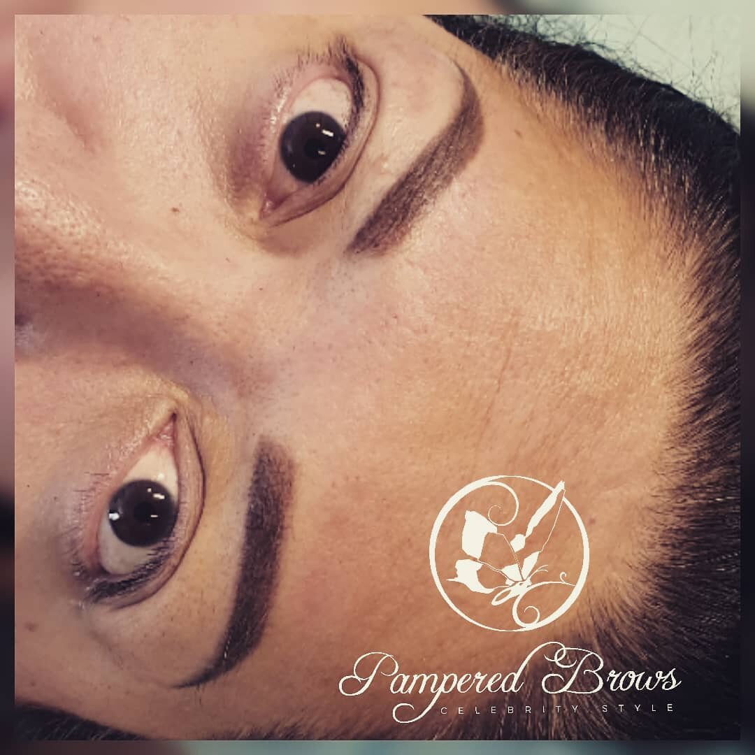 The next winner of a brand new Brow overhaul  is @phillybfabulous. A few people reached out to me during the competition and I have decided to offer her a set of Brows to give her the transformation she has wanted for a long time.  Get in touch @chan