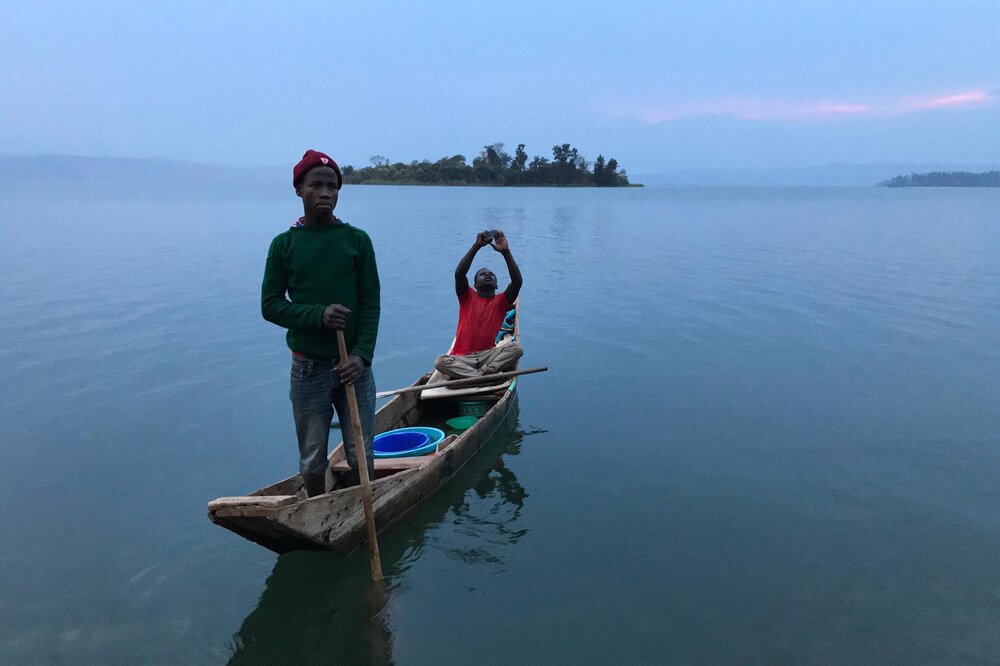 boat-lake-kivu-rwanda.adapt.1900.1.jpg