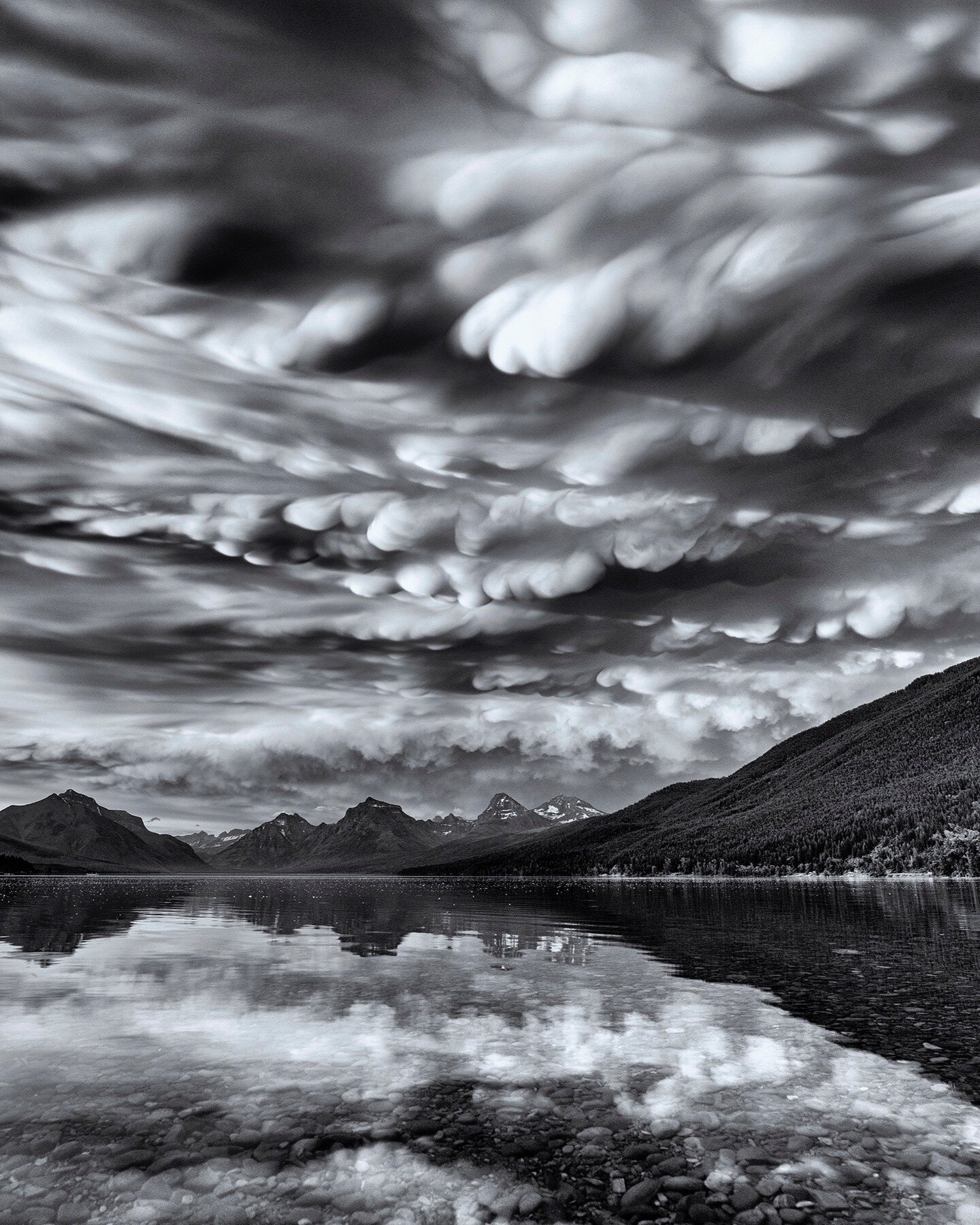 This summer, I was out paddle boarding on Lake McDonald when I looked up and saw the most amazing Mammatus Clouds I've ever seen.

I paused to watch them dance and take in the beauty and then I hustled to shore&hellip;so I could grab some photos but 