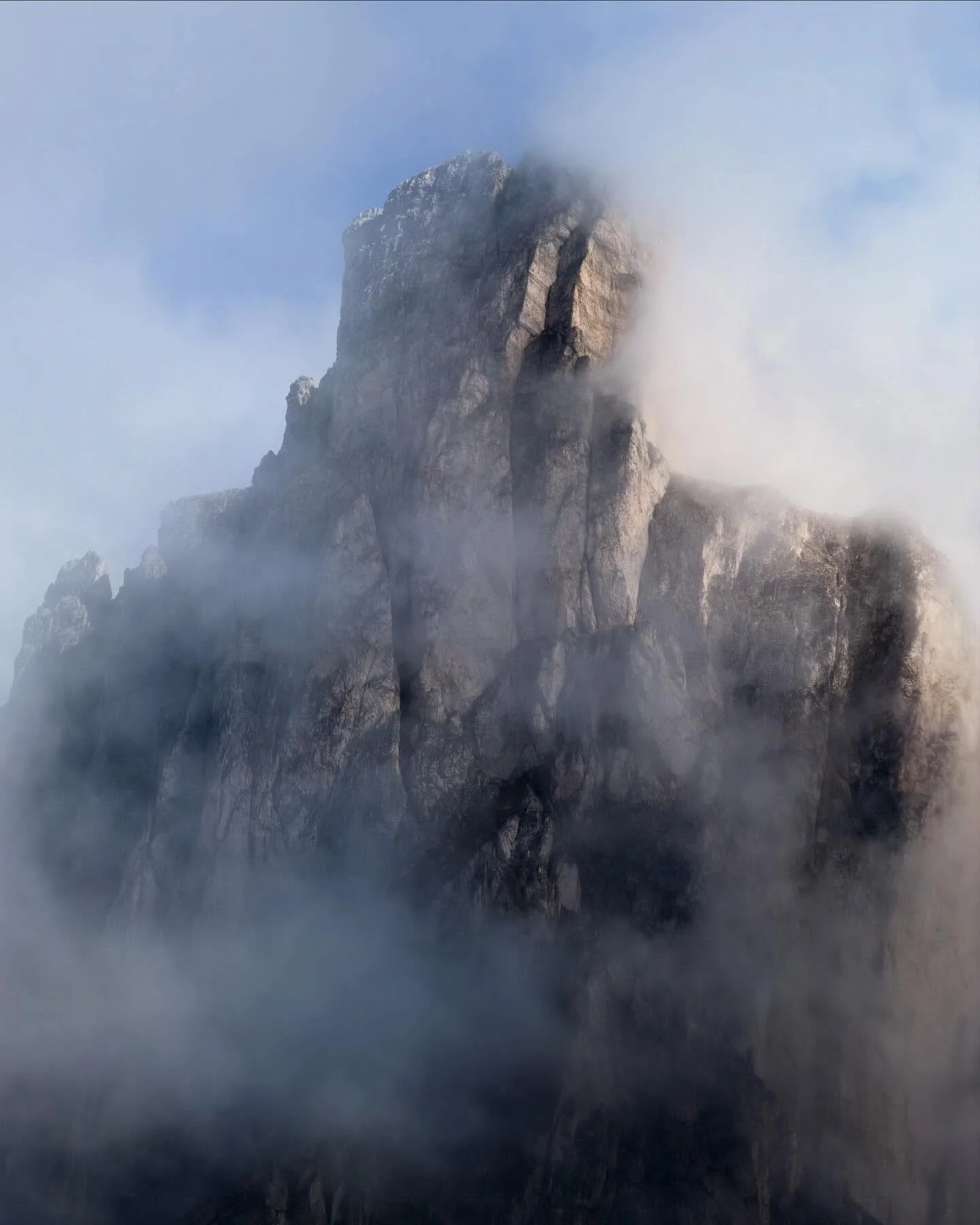 Shot on iPhone 17 Pro with the new 4x + 8x telephoto. 
 
Cycling through the Dolomites was fantastic and capturing it on the new iPhone 17 Pro was a dream&hellip; Full video + camera review at the link in bio. 
 
Big thanks to @dolomitemountains for 