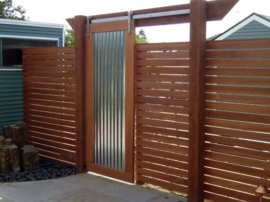 W18: Horizontal Fence and Sliding Gate