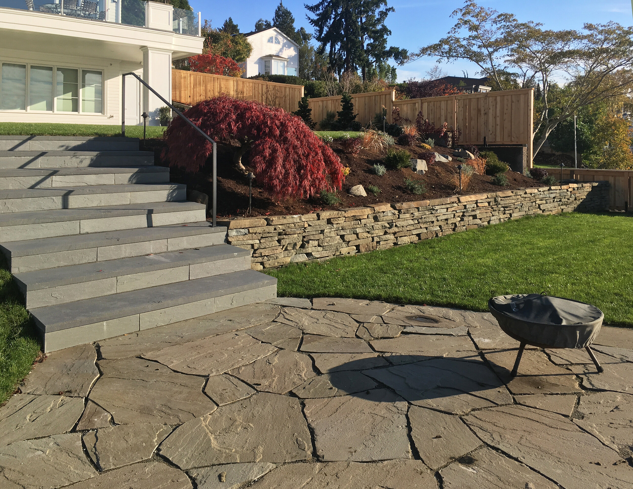 S3: Dry Stack Stone Wall, Flagstone Patio with Thermal-Treated Bluestone Steps