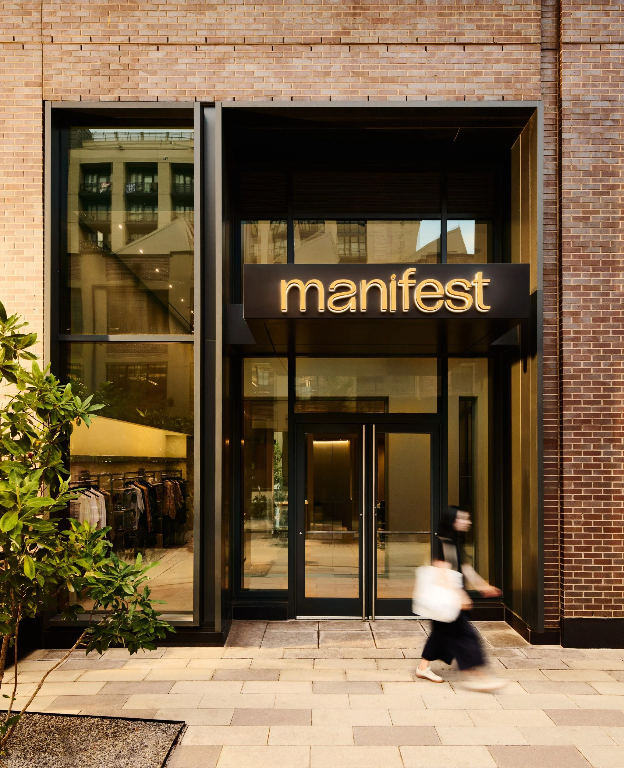 Manifest_07.jpg