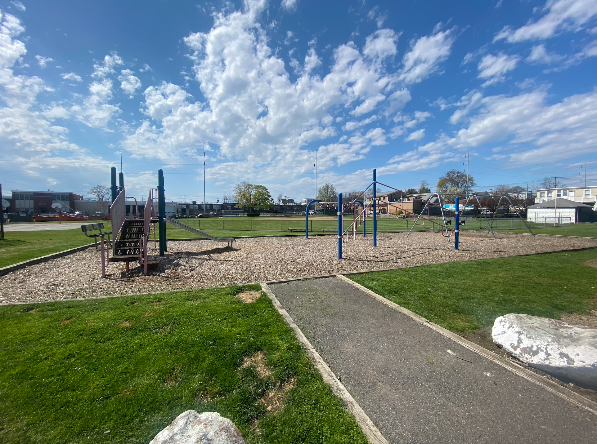 Carateau Park.png