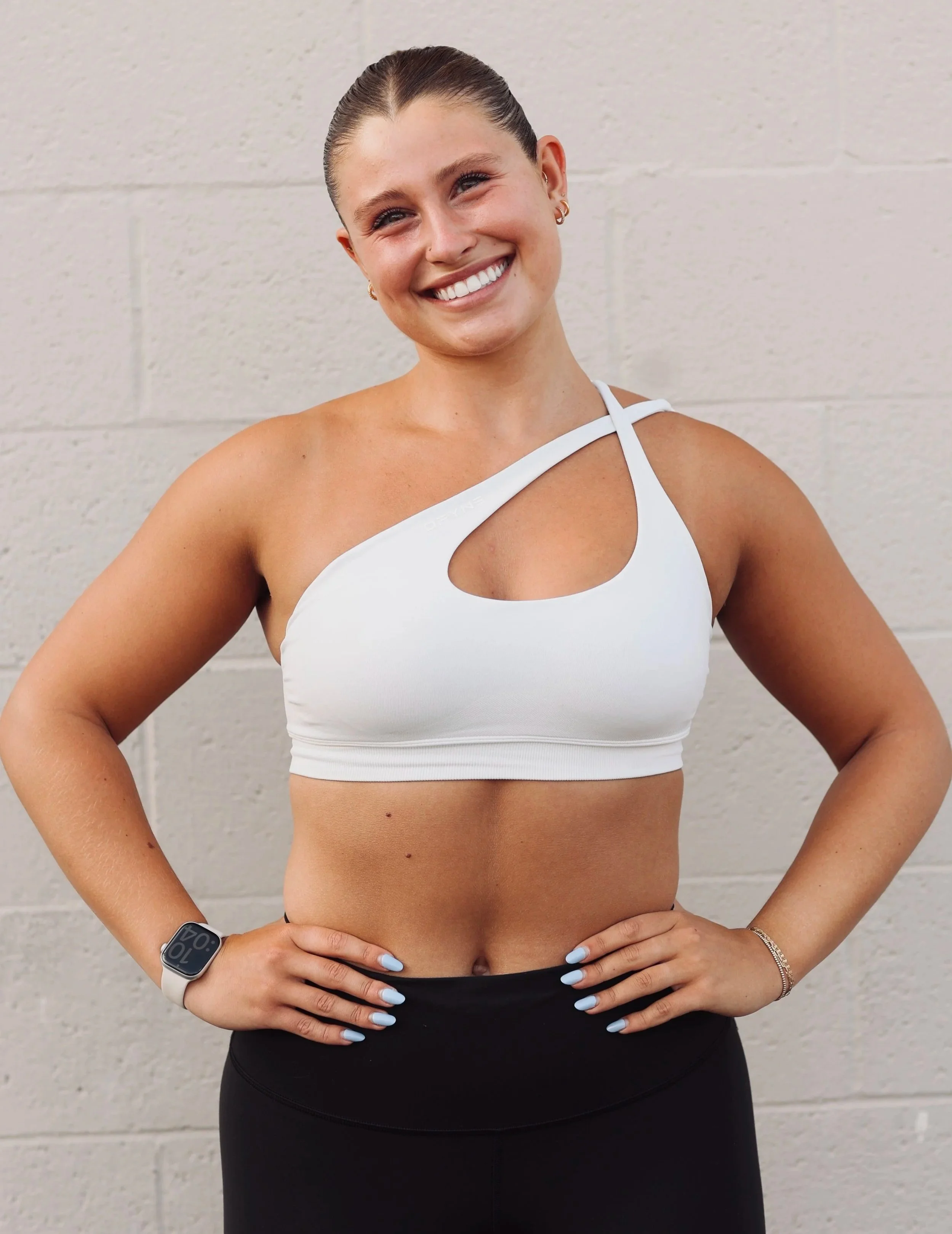Lauren is a NASM Certified Personal Trainer dedicated to helping clients fall in love with movement and discovering their own strength from the inside out. She believes fitness is more than a workout, but a pathway to confidence, balance, and self-lo