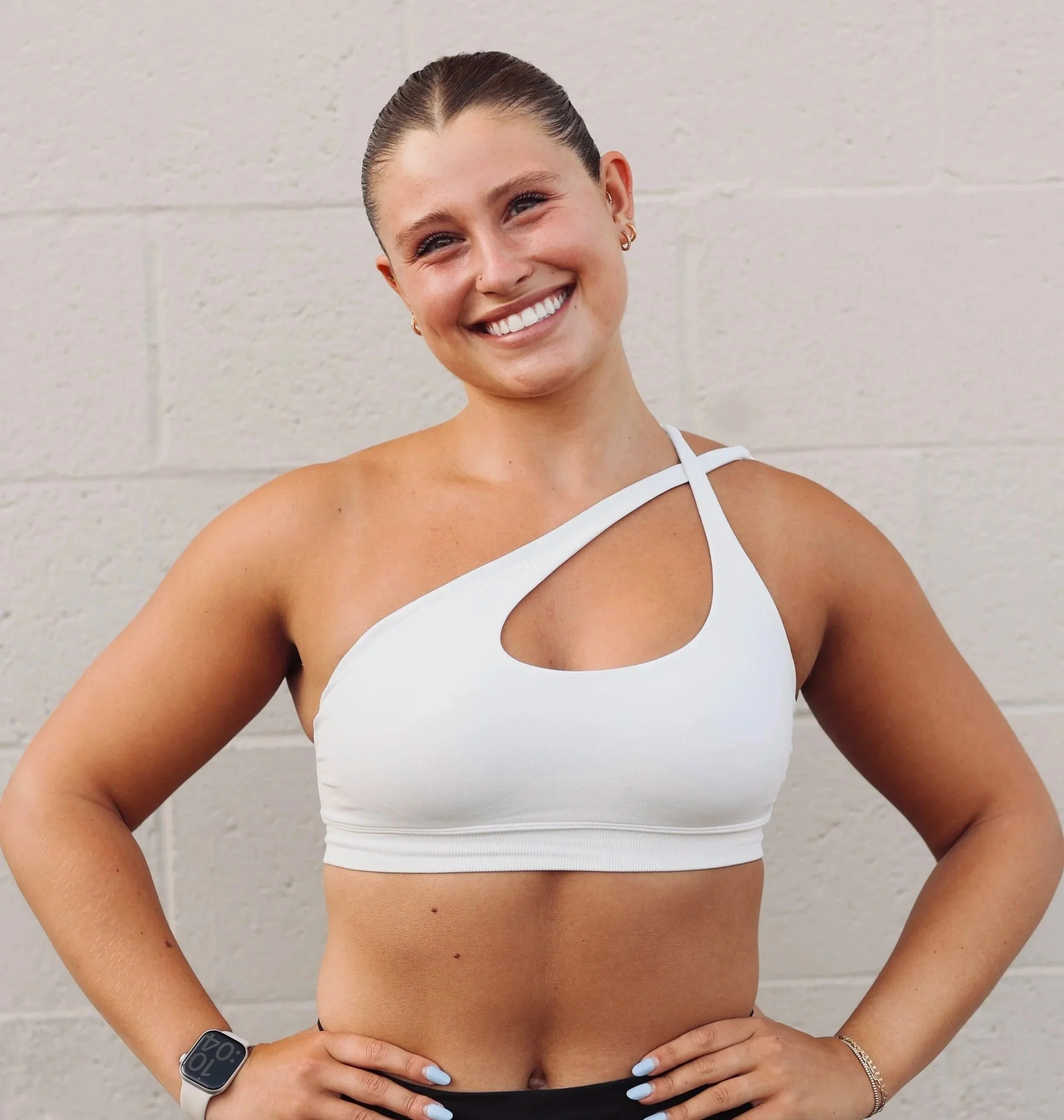 Lauren is a NASM Certified Personal Trainer dedicated to helping clients fall in love with movement and discovering their own strength from the inside out. She believes fitness is more than a workout, but a pathway to confidence, balance, and self-lo
