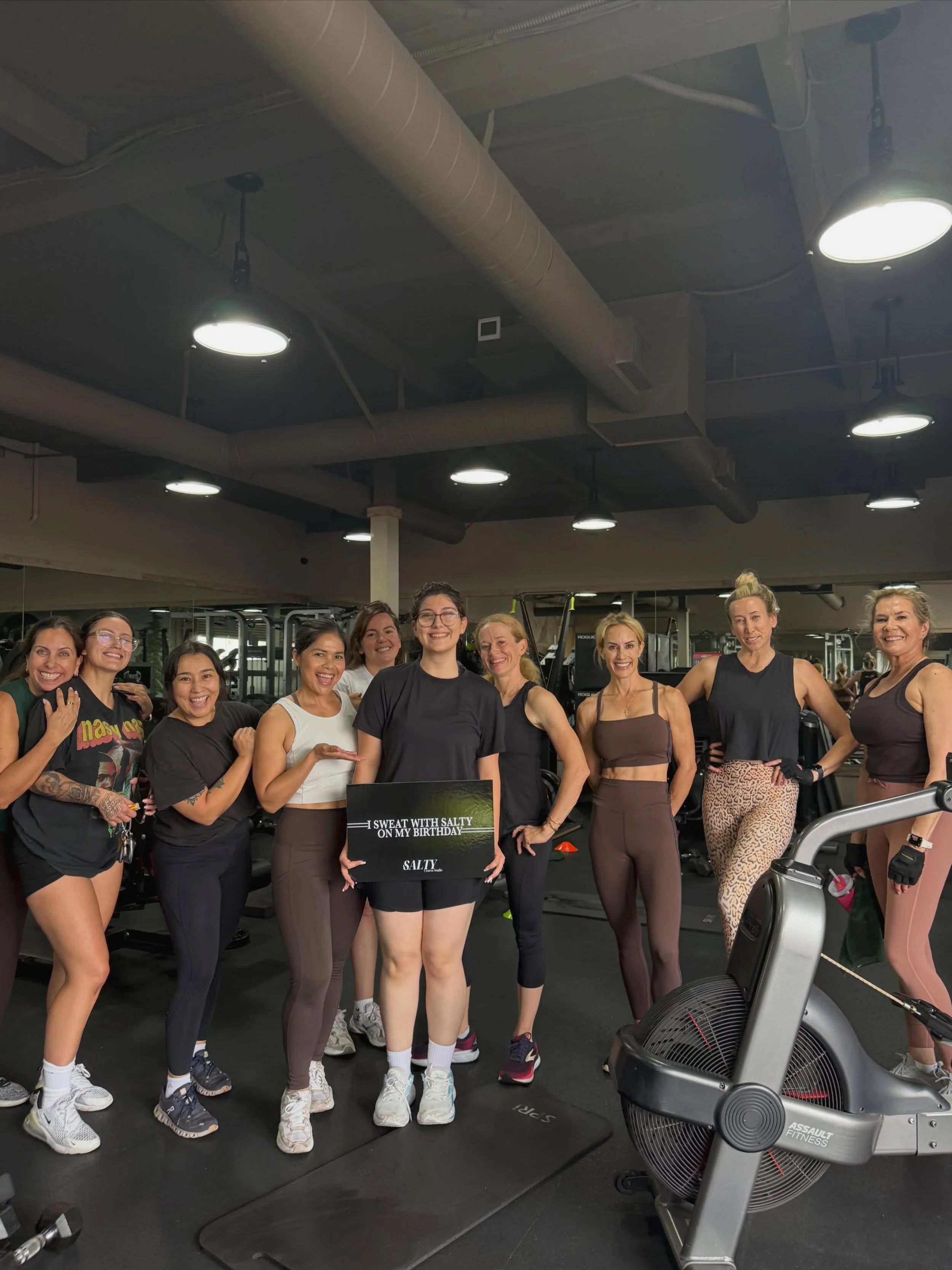 Happy birthday, Nilufer!! We hope you had the best day celebrating! Thank you for letting us be part of your special day- we love a good Salty birthday sweat! 

#saltyfitnessstudio #saltysweat #birthdayworkout #ocgym #femalefitness
