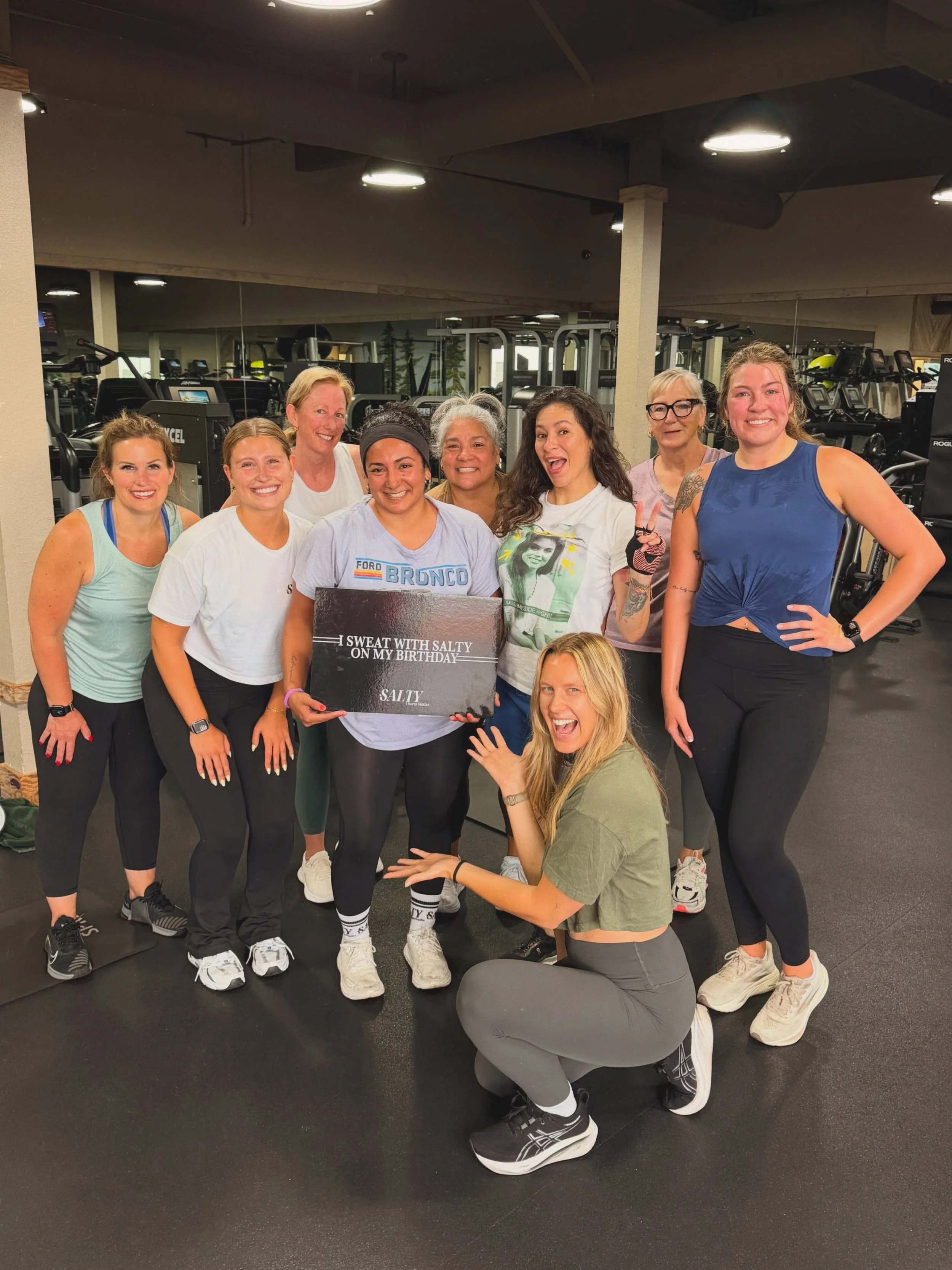 Happy birthday, Jessica!! You started the day off strong with a Salty sweat- we hope you have the best day ever!! 

#saltyfitnessstudio #womeninfitness #orangecounty #birthdaysweat #grouptraining