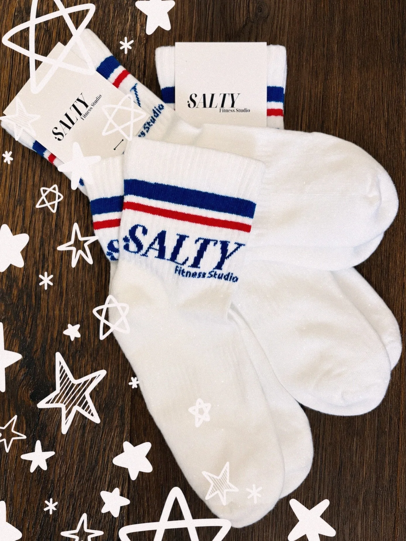 ❤️🤍💙 Just in time for the Fourth of July! ❤️🤍💙

We&rsquo;ve got the cutest red, white, and blue socks available NOW at Salty! Grab a pair after your next workout and show off your patriotic style all summer long.

#saltyfitnessstudio #july4 #four