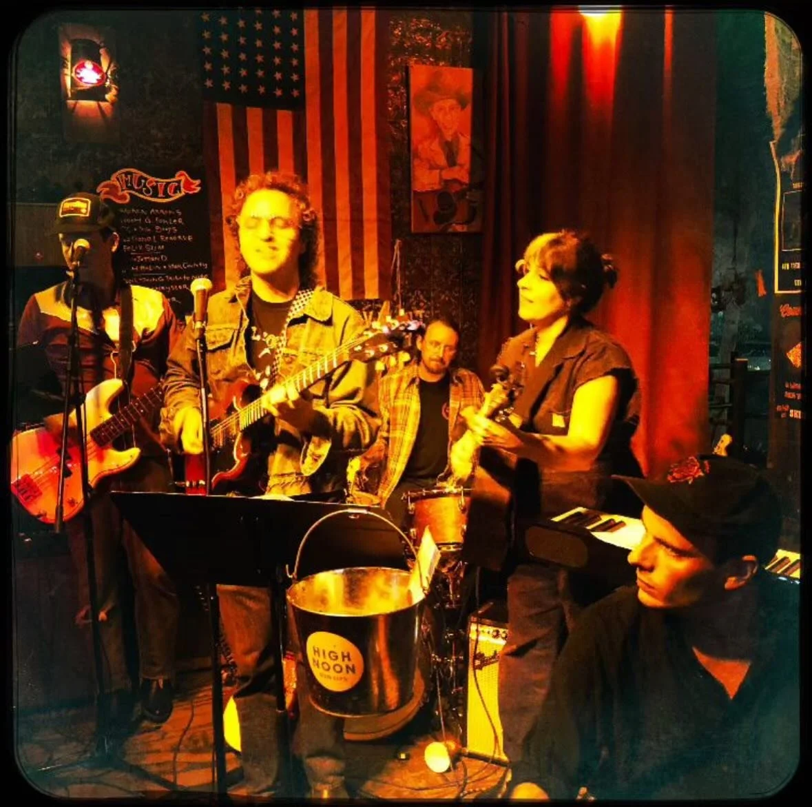 Buzzing from all the great gigs this month, and a few more fun ones to come!!! 

THIS SATURDAY 4-7 @skinnydennis 

10/26 @westkillsupply , KINGSTON, with the groovy @los_neonmoons 

10/31 @alphavillebk &lsquo;s annual GHOST TOWN HOEDOWN with too many