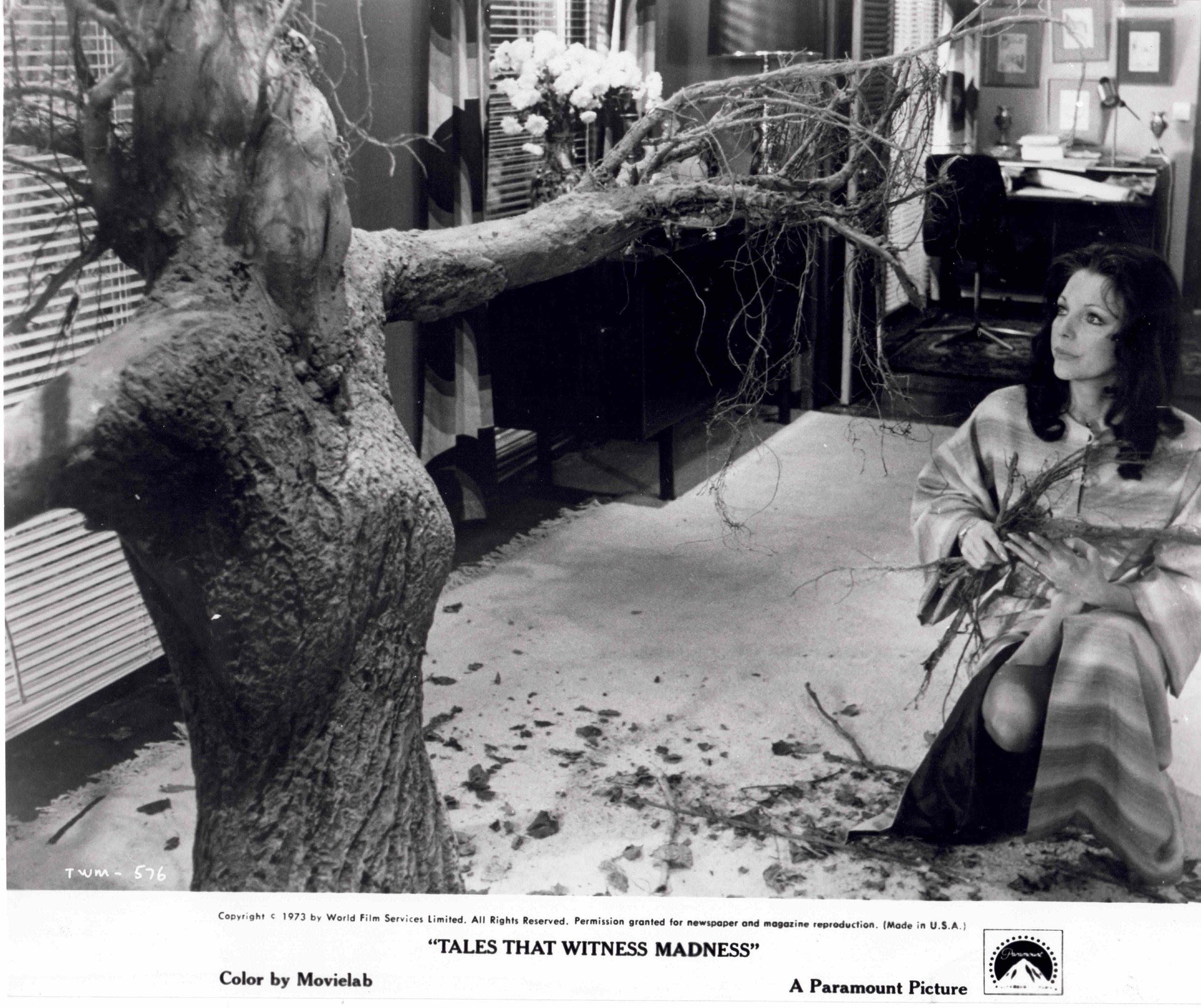 TALES THAT WITNESS MADNESS still 4 Joan Collins.jpeg