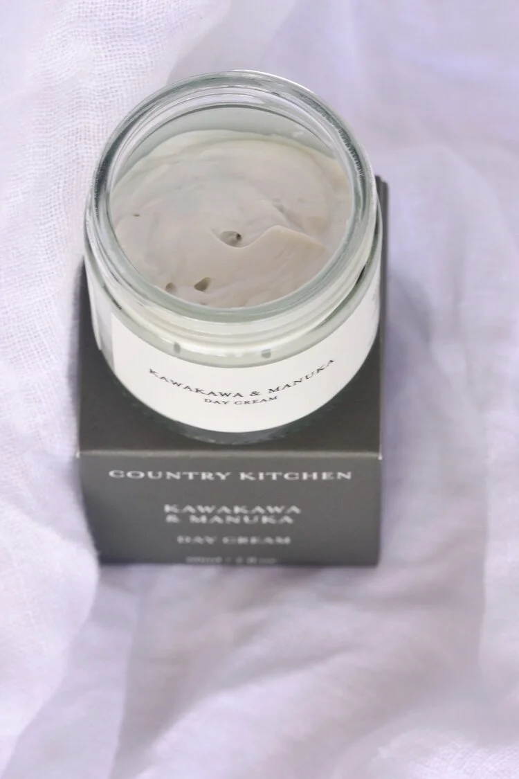 manuka cream 2.jpeg